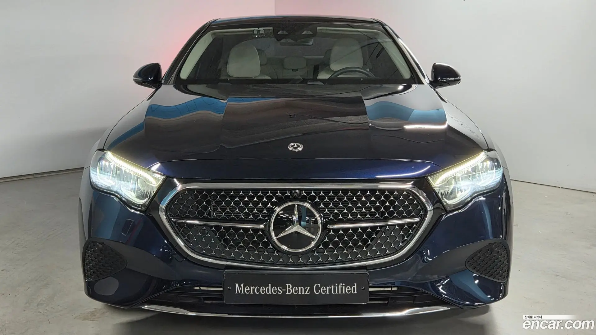 Mercedes-Benz E-Class E200 Avantgarde 2024