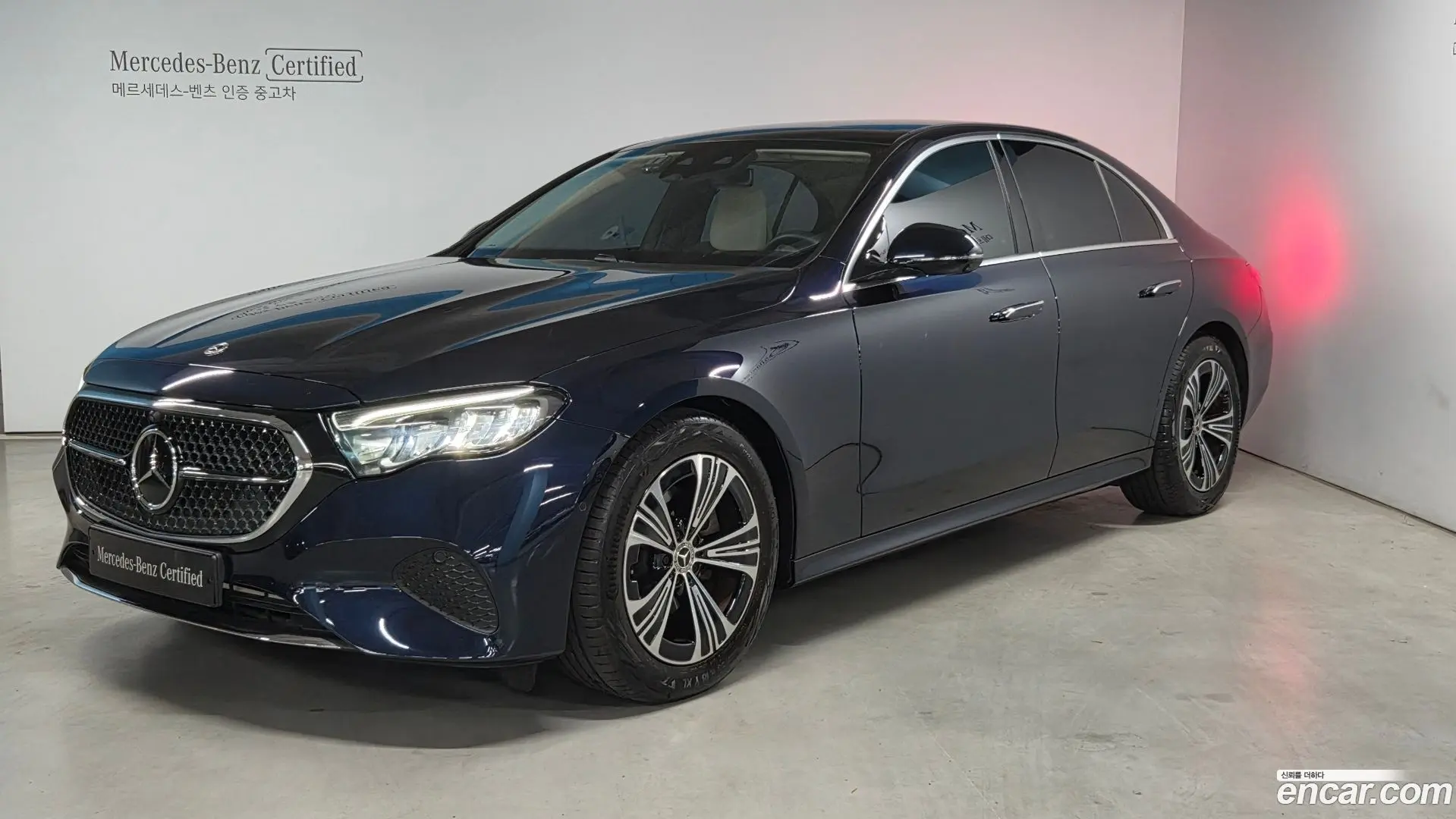 Mercedes-Benz E-Class E200 Avantgarde 2024