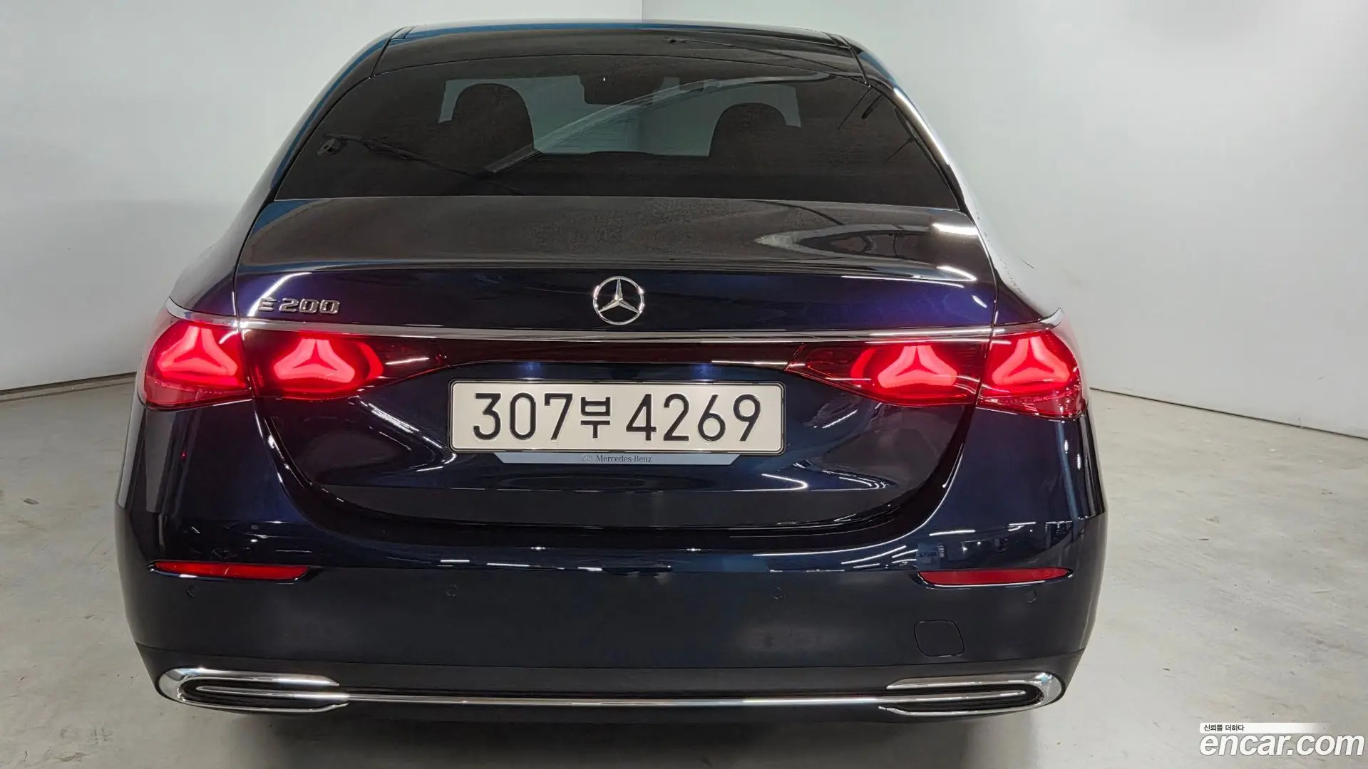 Mercedes-Benz E-Class E200 Avantgarde 2024