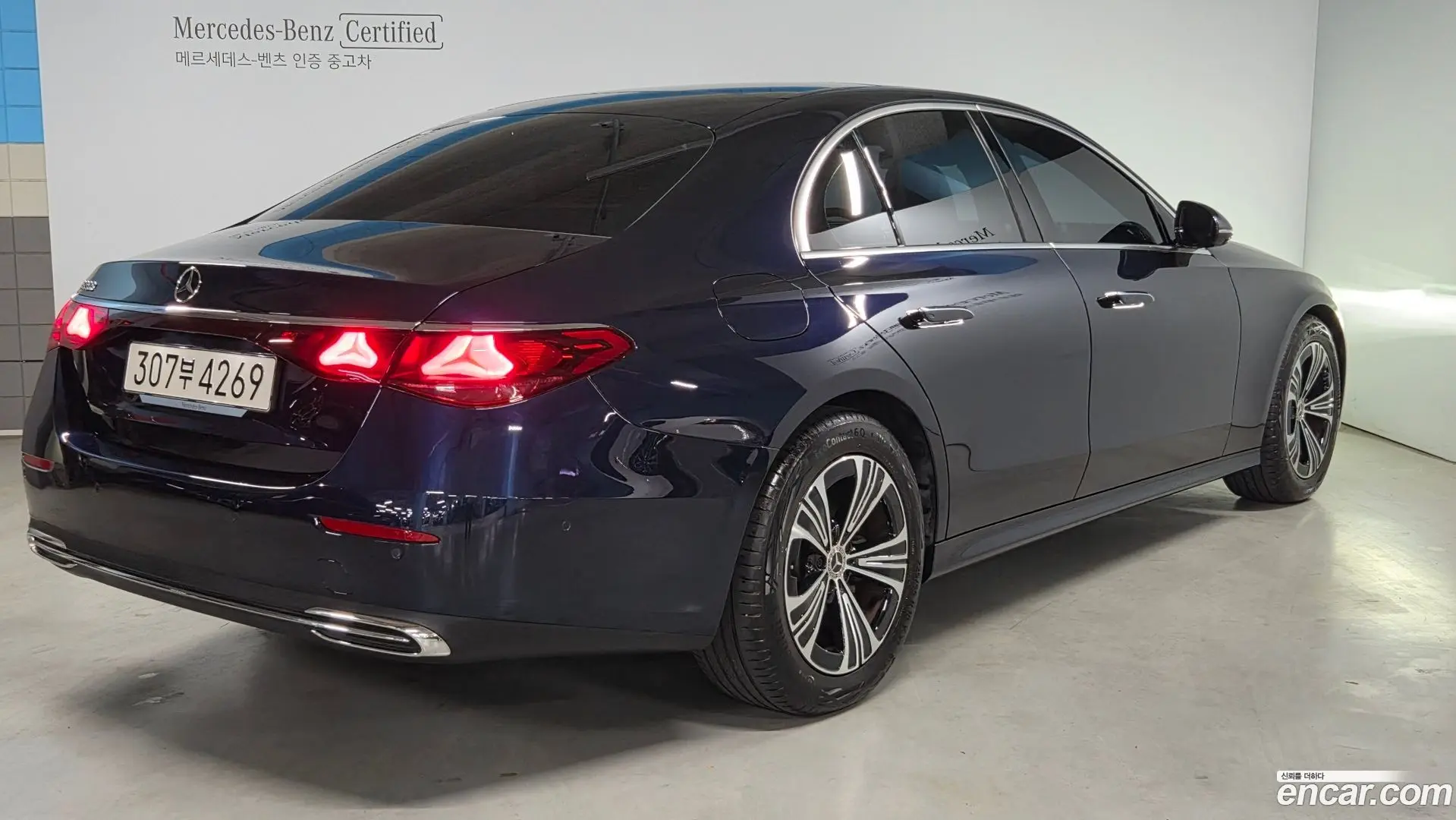 Mercedes-Benz E-Class E200 Avantgarde 2024