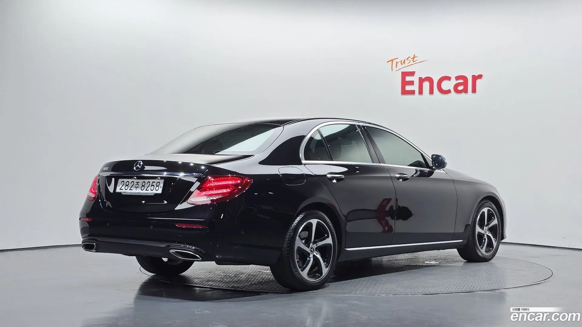 Mercedes-Benz E-Class E250 Avantgarde