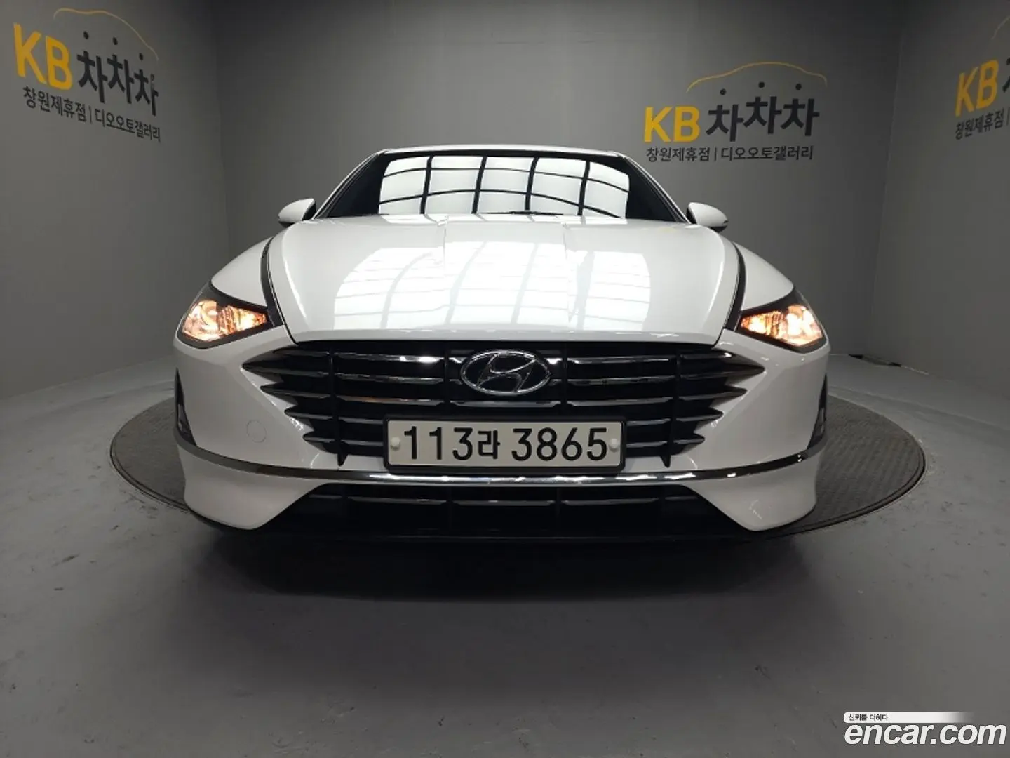 Hyundai Sonata 2.0 LPG(rental car)