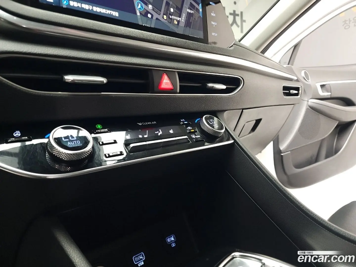 Hyundai Sonata 2.0 LPG(rental car)