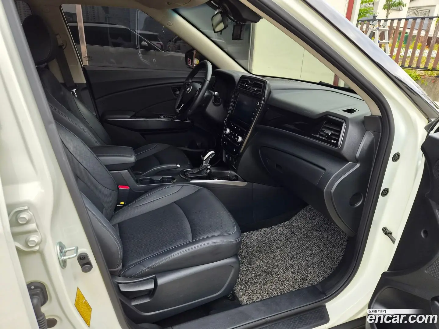 KG Mobility TIBOLI Gasoline 1.5 2WD 2021
