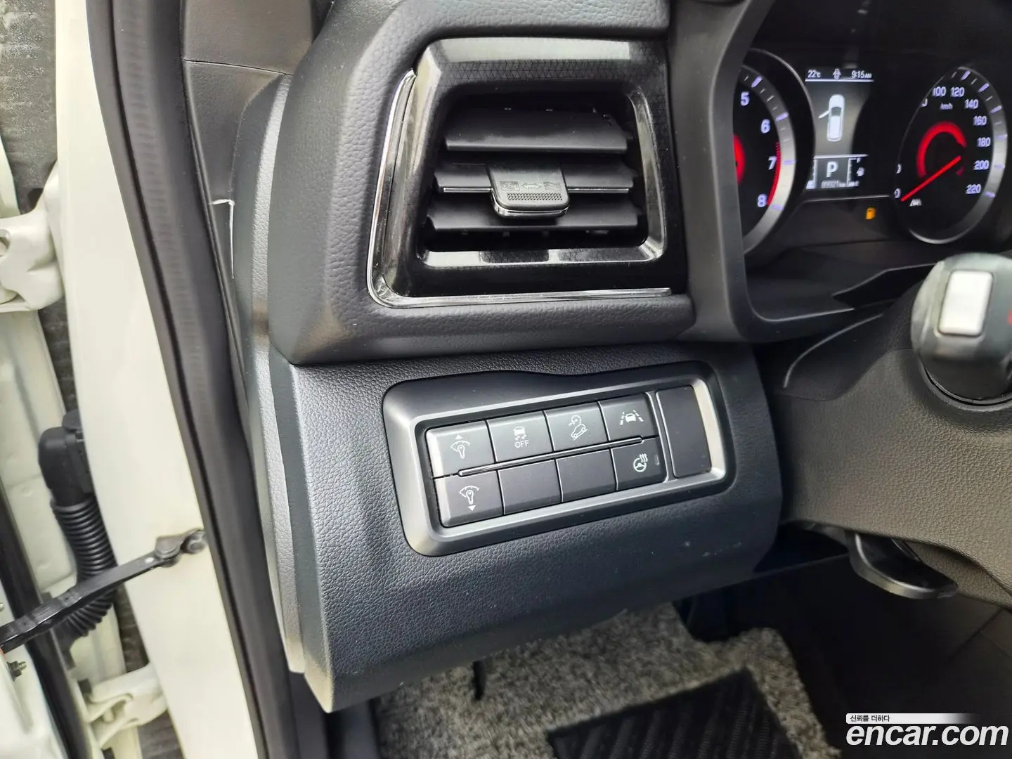 KG Mobility TIBOLI Gasoline 1.5 2WD 2021