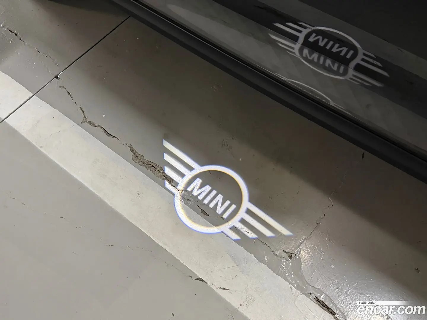 Mini Cooper Kings Load Edition