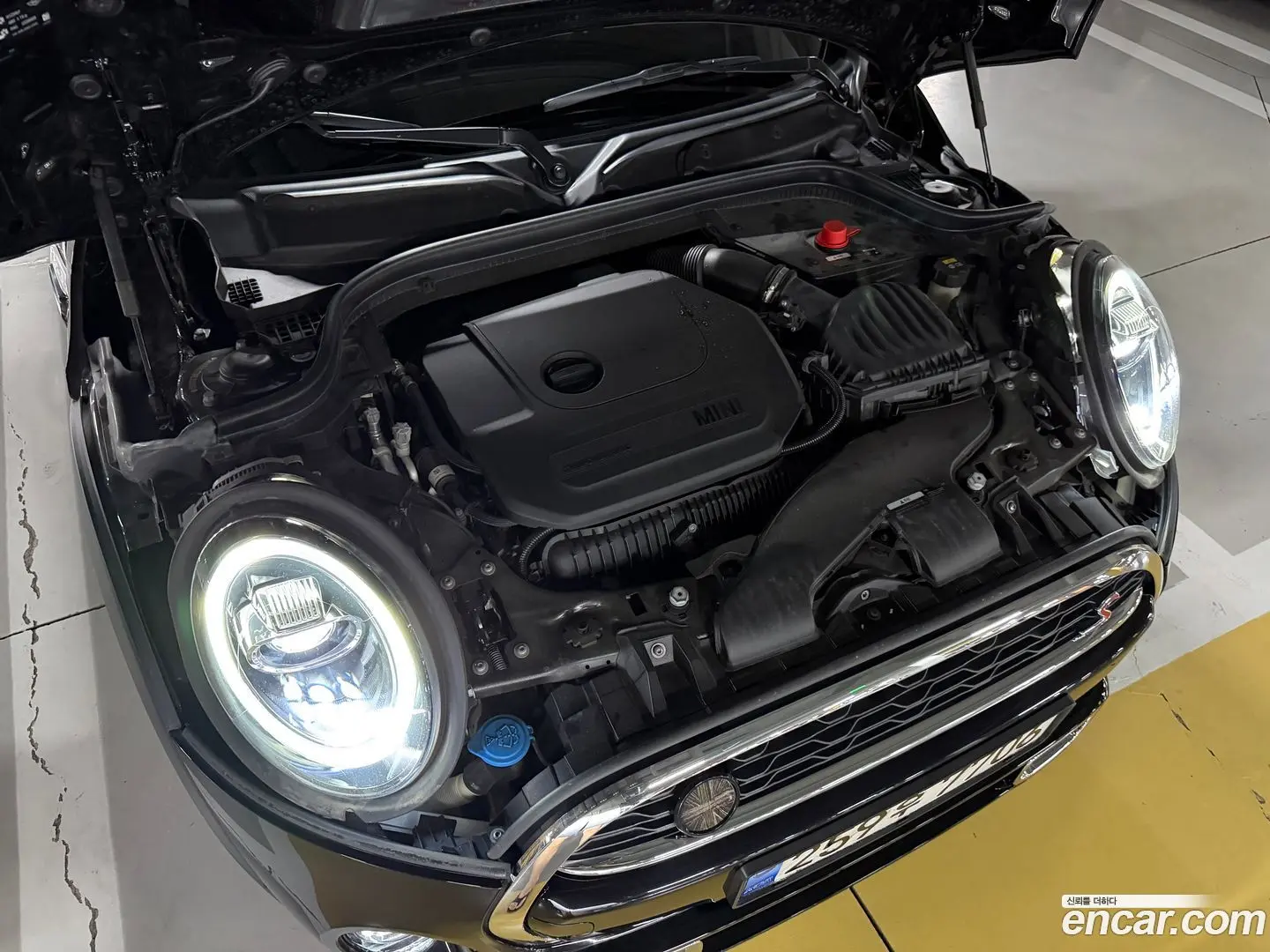 Mini Cooper Kings Load Edition