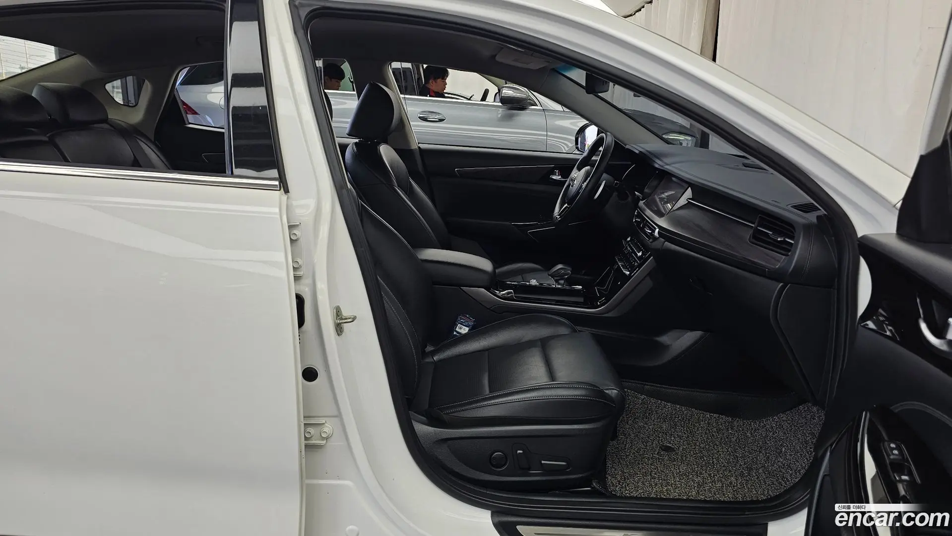 Kia K7 2.5 GDI Noblesse