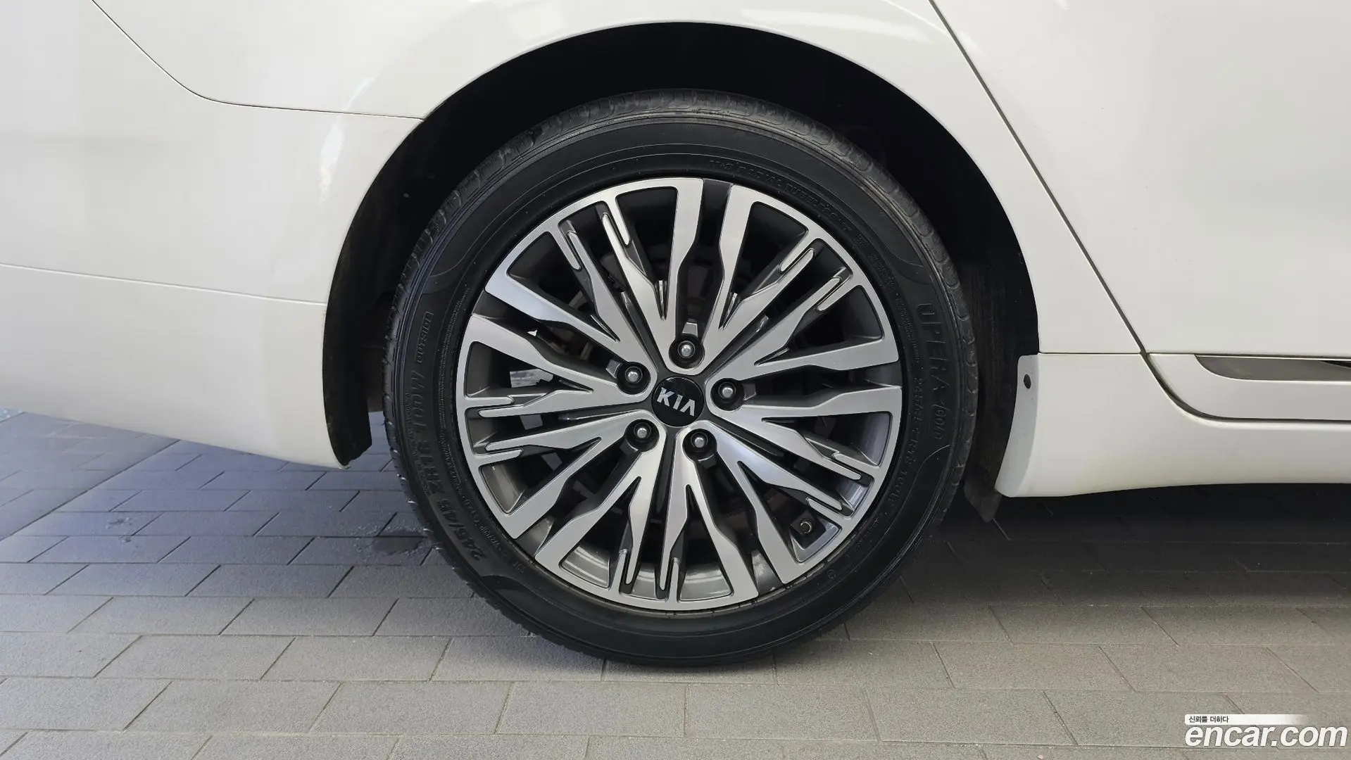 Kia K7 2.5 GDI Noblesse