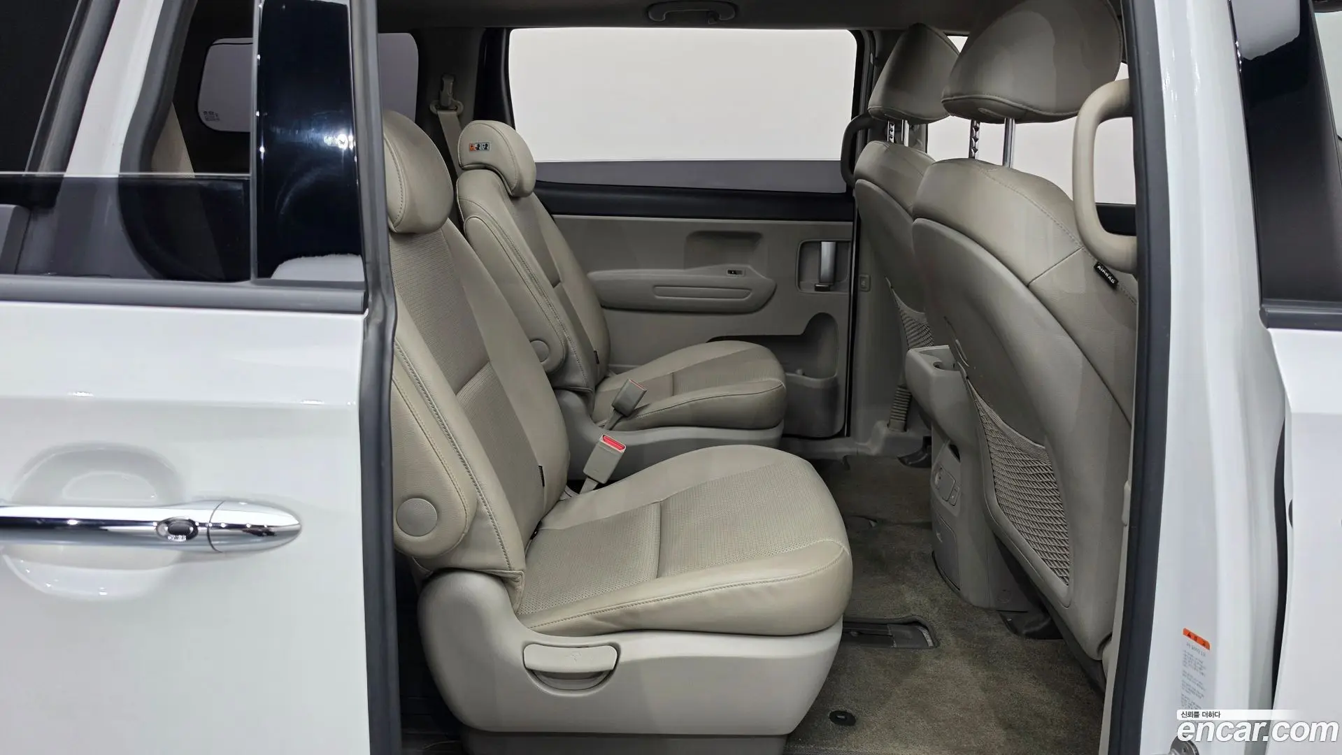 Kia Canival 9-Seater Luxury 2018
