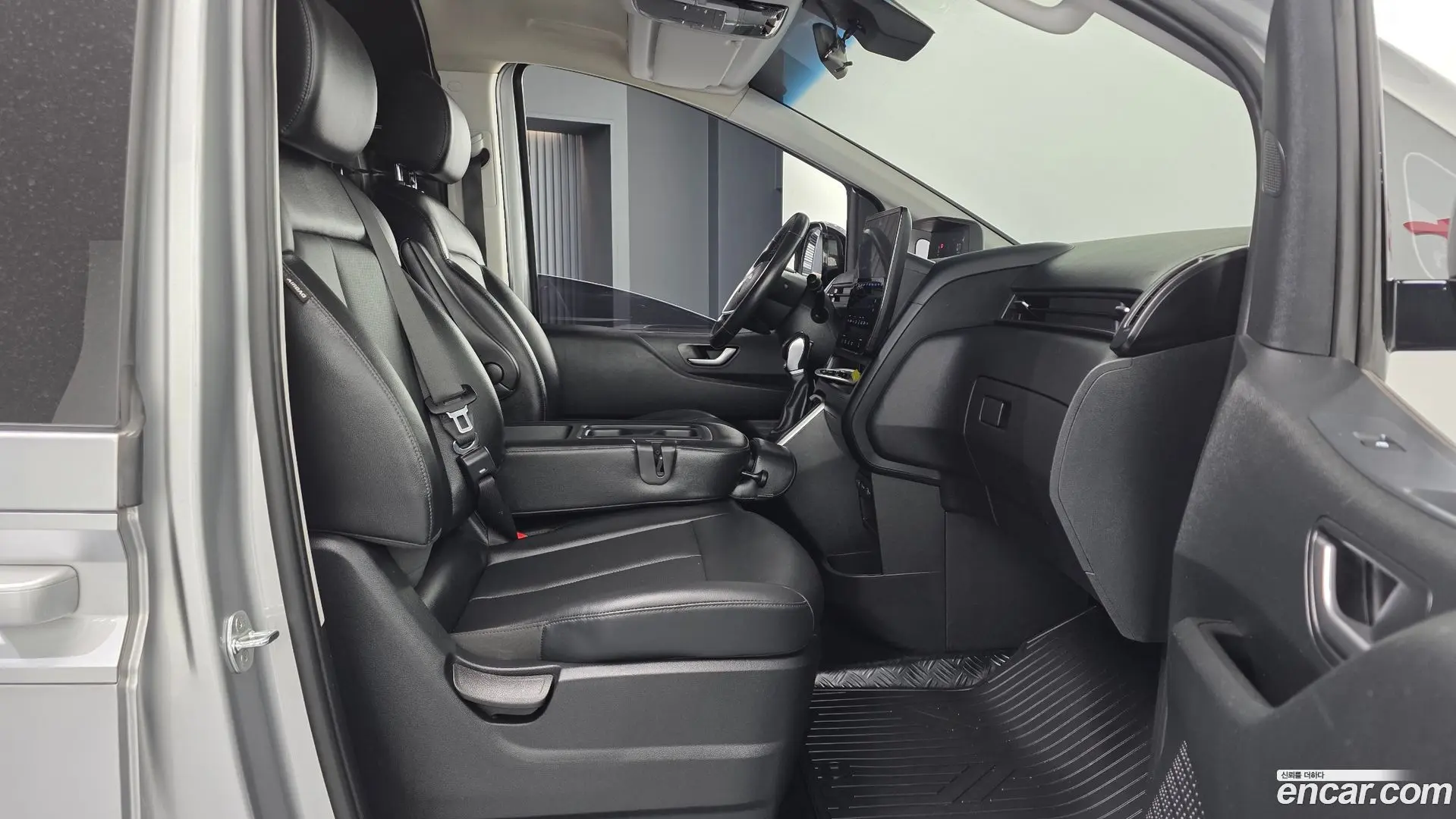 Hyundai Staria Cargo 3-Seater 2021