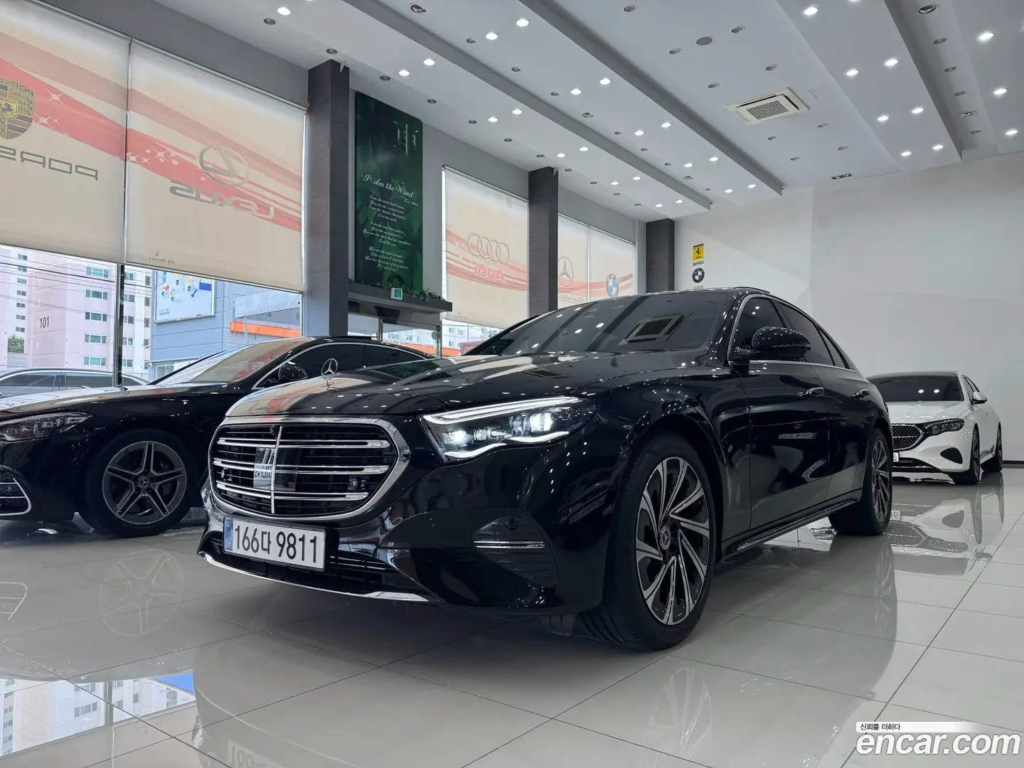Mercedes-Benz E-Class E300 4MATIC Exclusive 2023