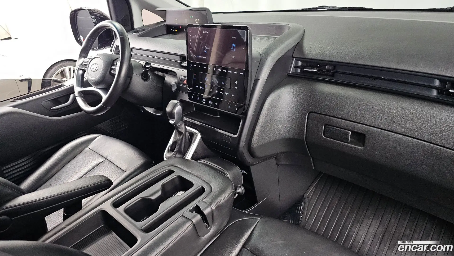 Hyundai Staria Cargo 3-Seater 2022