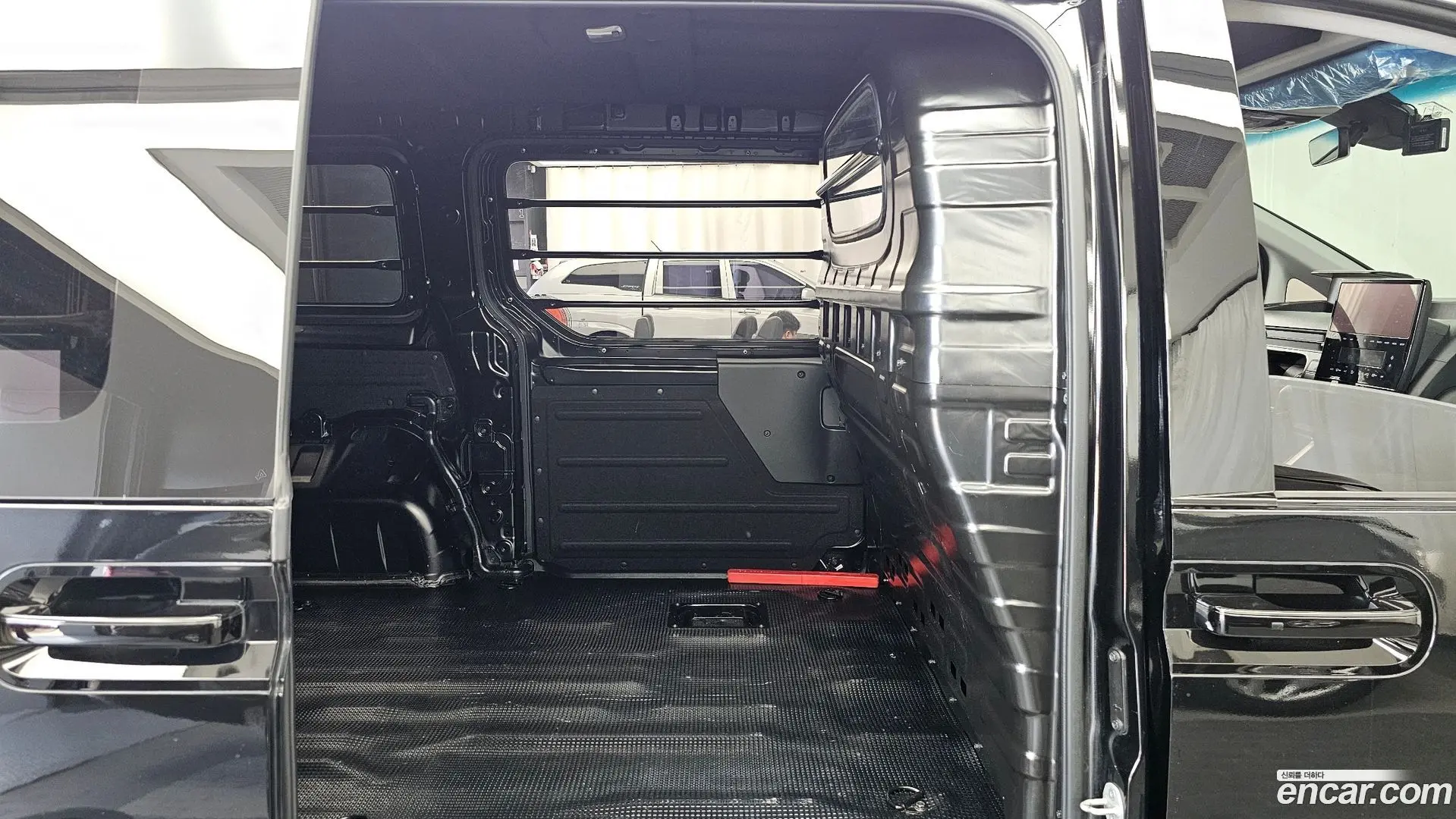 Hyundai Staria Cargo 3-Seater 2022