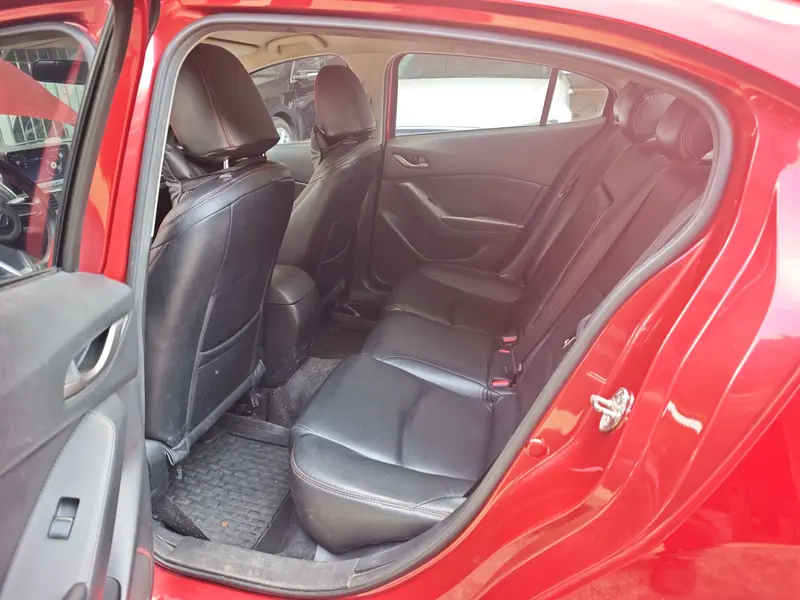 Mazda3 Angkesela 2017 Sedan 1.5L Automatic Comfort Type National V