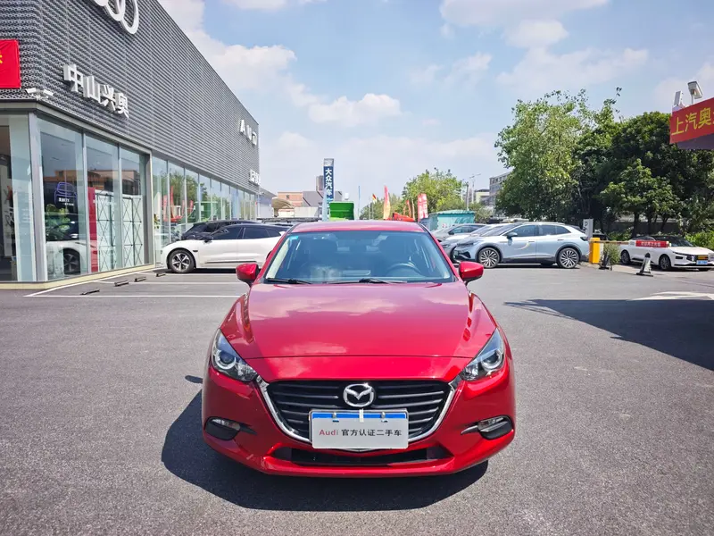 Mazda3 Angkesela 2017 Sedan 1.5L Automatic Comfort Type National V