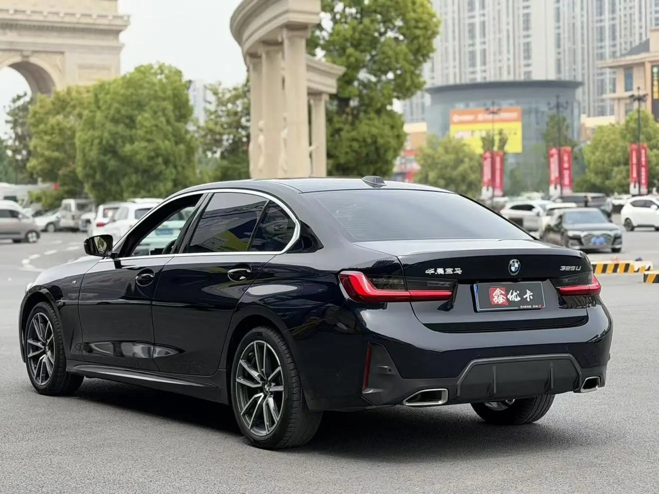 BMW 3 Series 2023 325Li M Sport Package