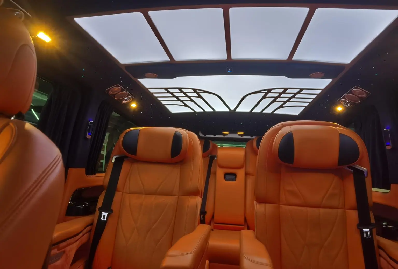 Mercedes-Benz 2021 2.0T Business 7 seat
