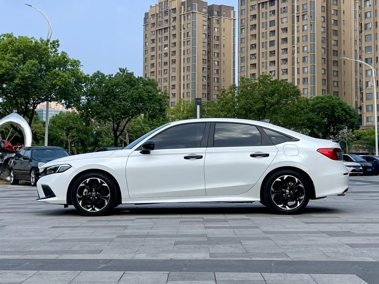 Honda Civic 2022 240TURBO CVT Dynamic