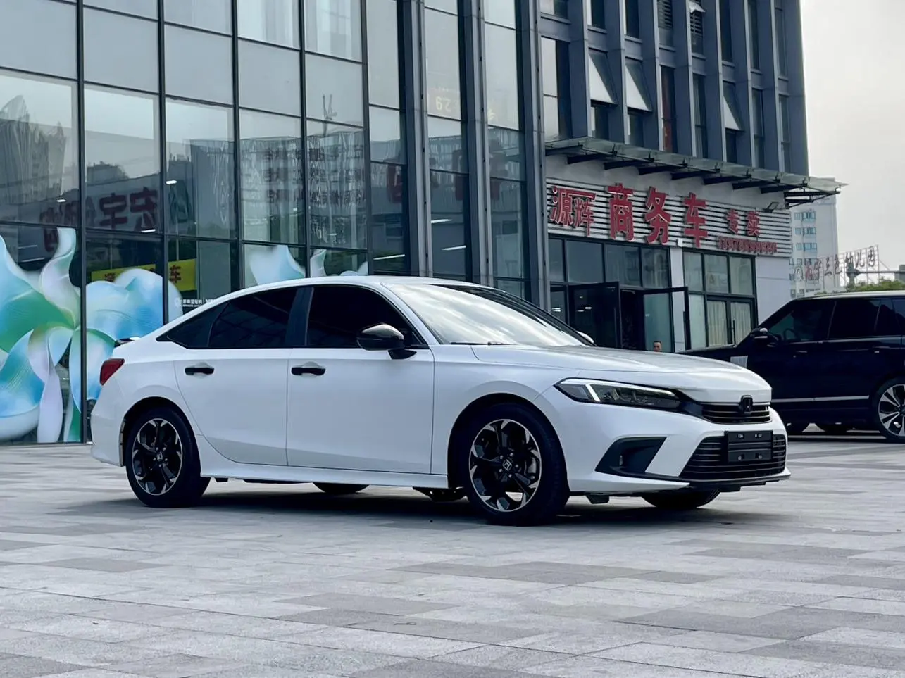 Honda Civic 2022 240TURBO CVT Dynamic