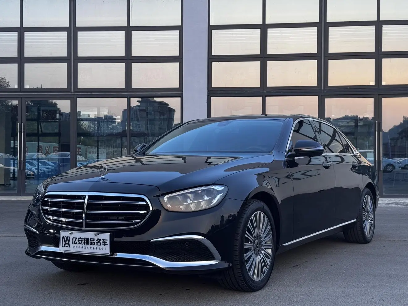 Mercedes-Benz E Class 2021 E 300 L Luxury Sedan