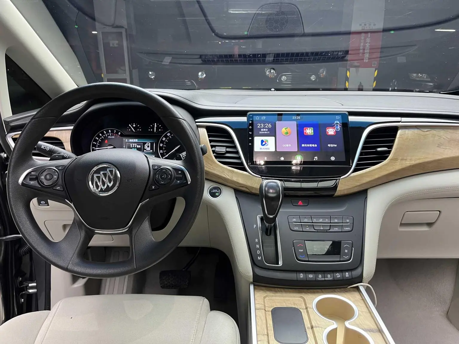 Buick GL8 2018 ES 28T Comfort China VI