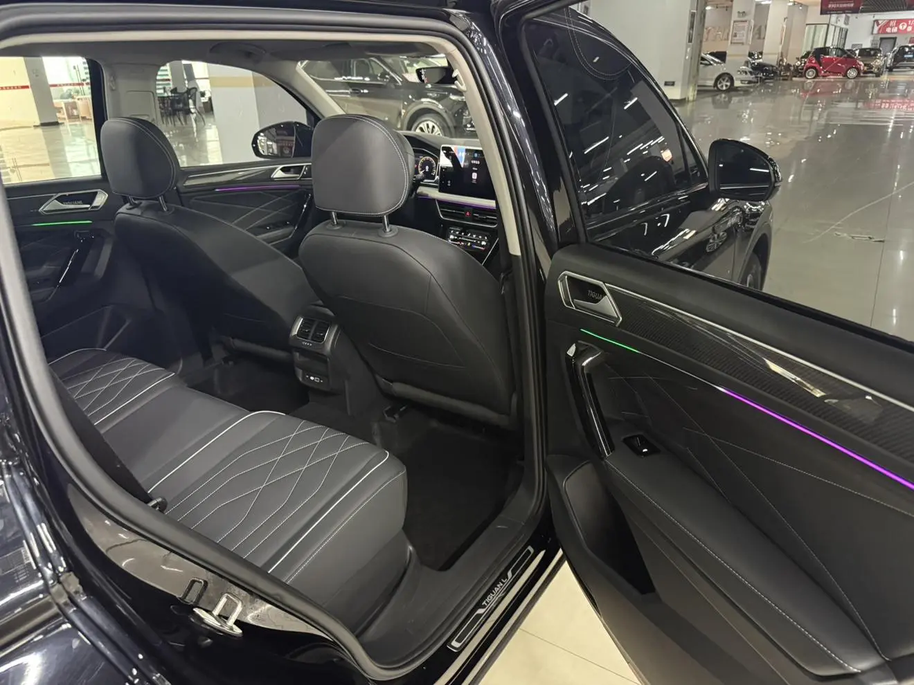 Volkswagen Tiguan L 2024 330TSI 2WD R-Line Shine