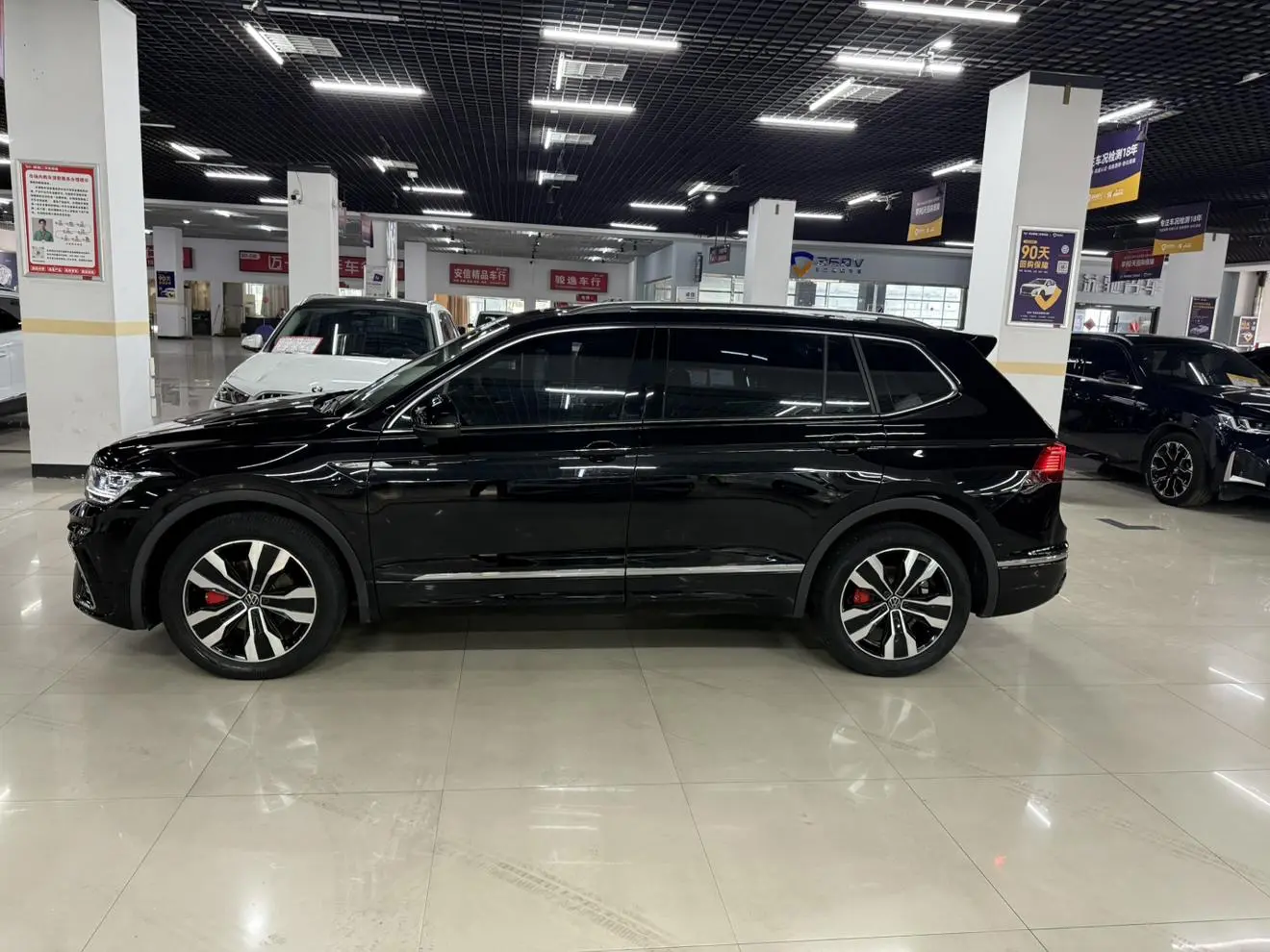 Volkswagen Tiguan L 2024 330TSI 2WD R-Line Shine