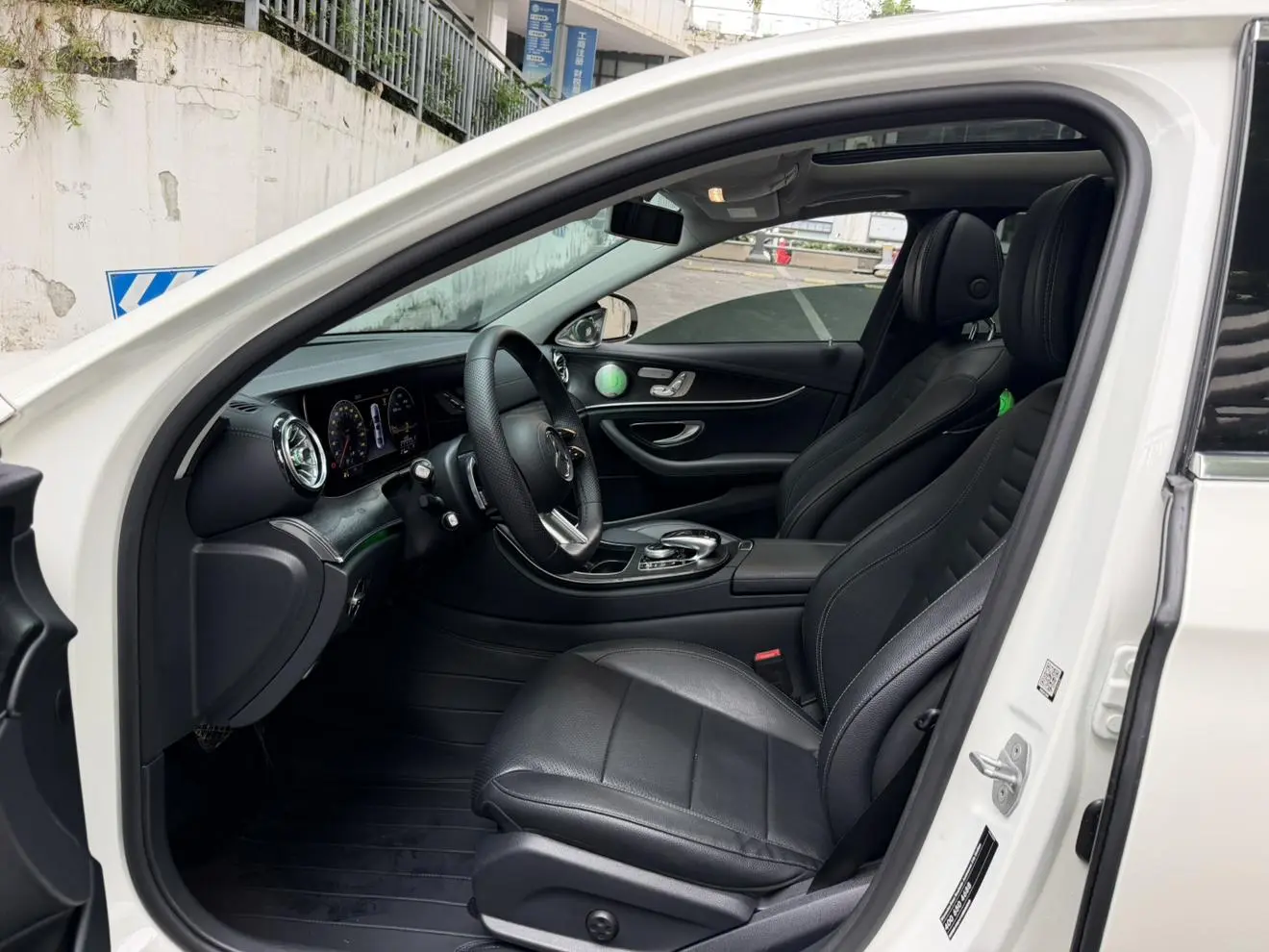 Mercedes-Benz E Class 2018 E 300 L Sport Fashion