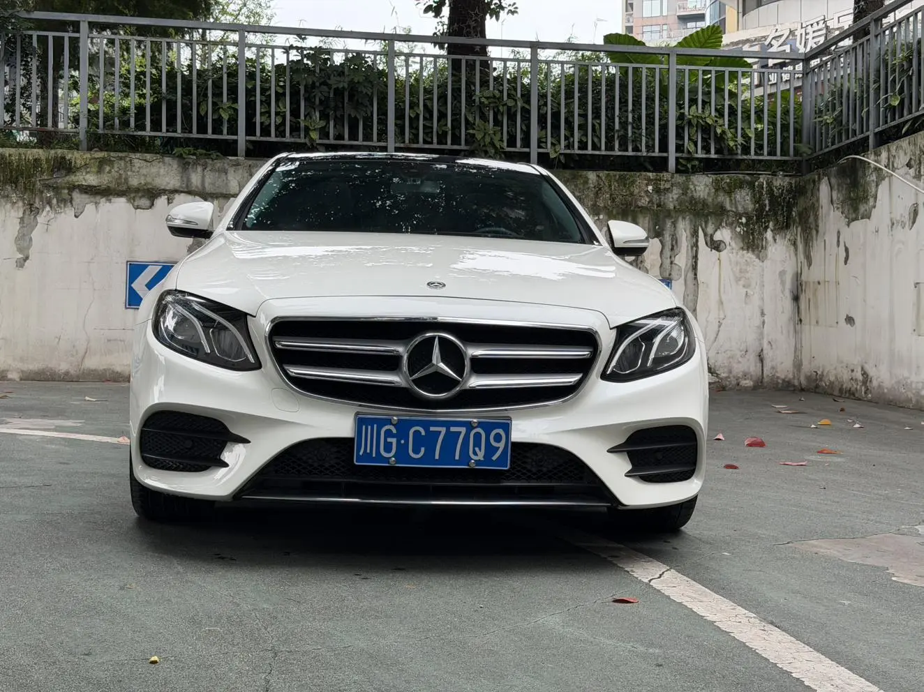 Mercedes-Benz E Class 2018 E 300 L Sport Fashion