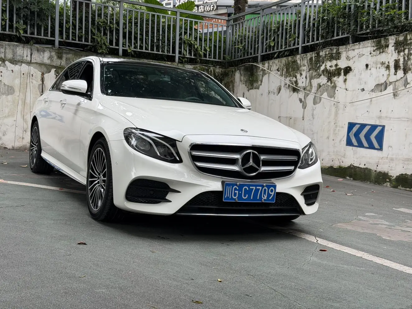 Mercedes-Benz E Class 2018 E 300 L Sport Fashion