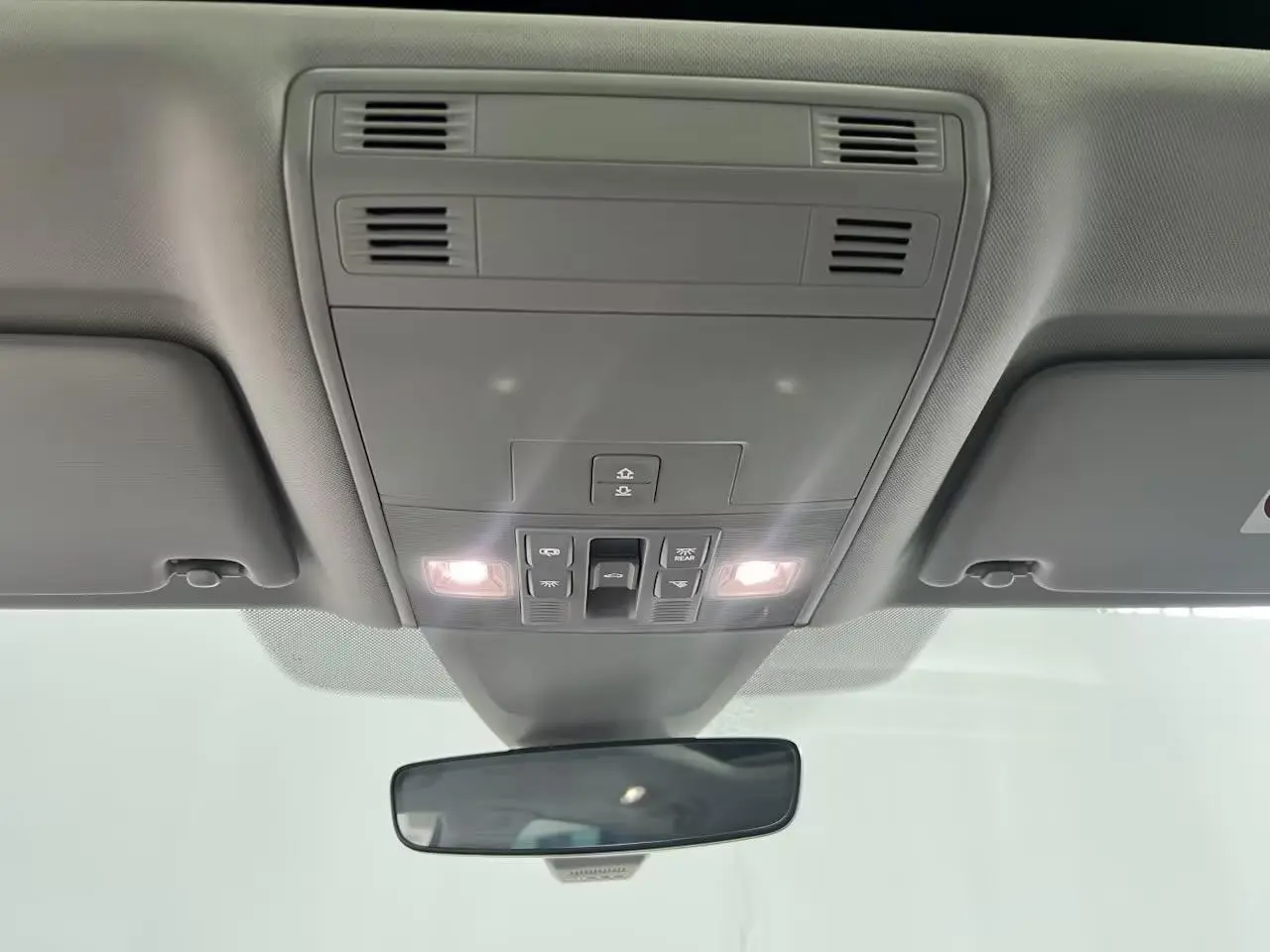 Volkswagen Magotan 2023 200 Units Commemorative 330TSI DSG Luxury