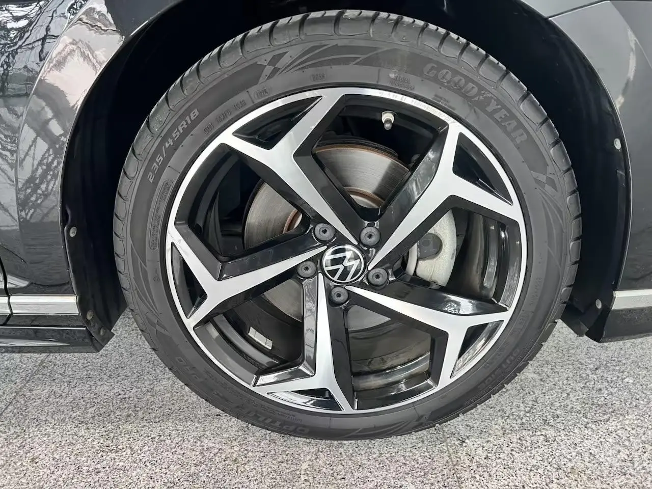 Volkswagen Magotan 2023 200 Units Commemorative 330TSI DSG Luxury