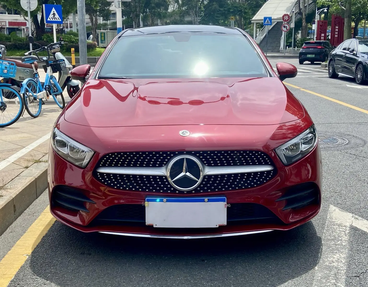 Mercedes-Benz A Class 2022 2nd Facelift A 200 L Sport Sedan Fashion