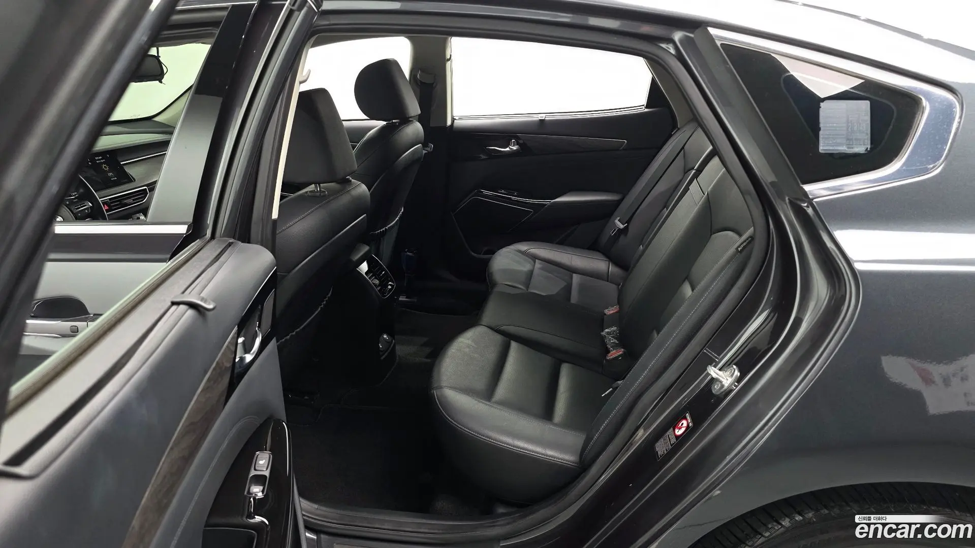 Kia K7 3.0 LPI Trendy(Rented Car) 2019