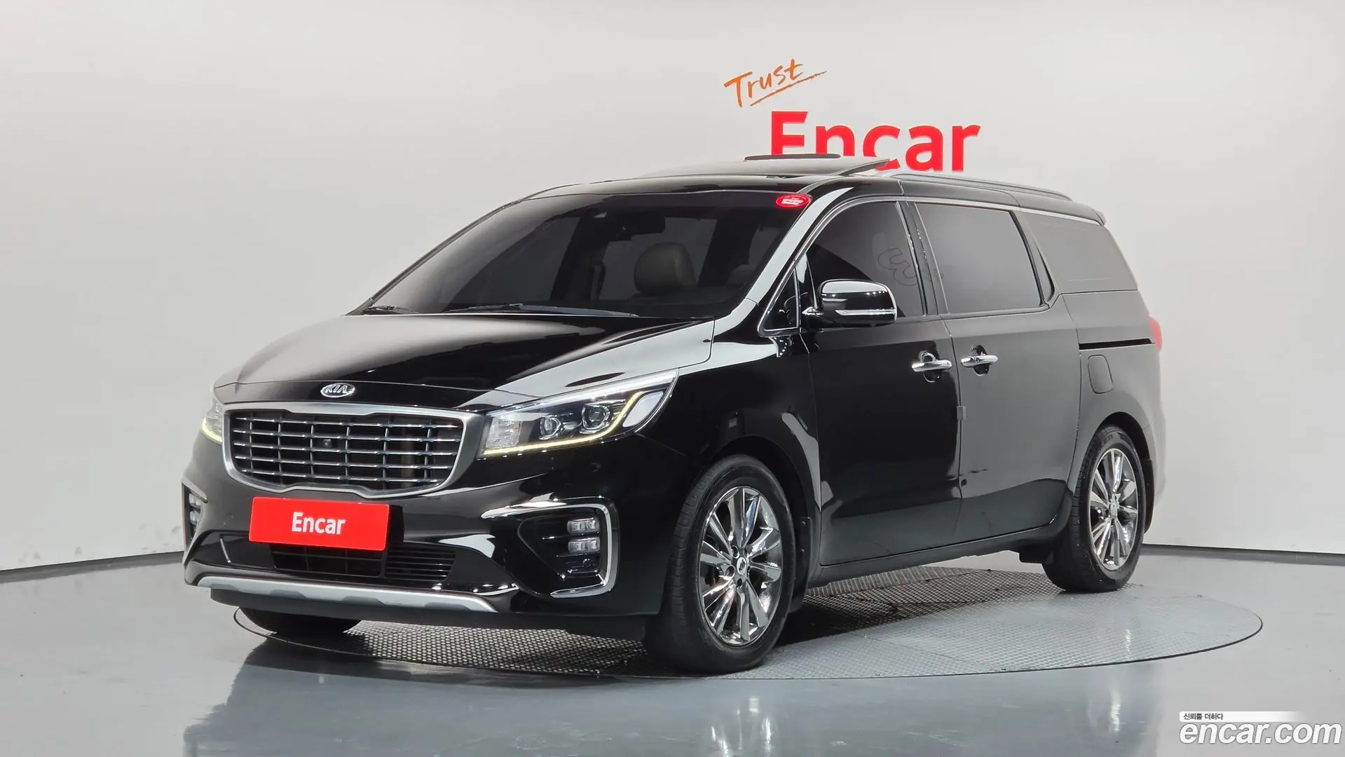 Kia Canival 9-Seater Noblesse Special 2018