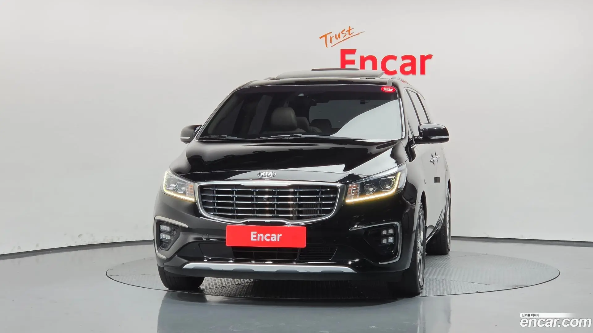 Kia Canival 9-Seater Noblesse Special 2018