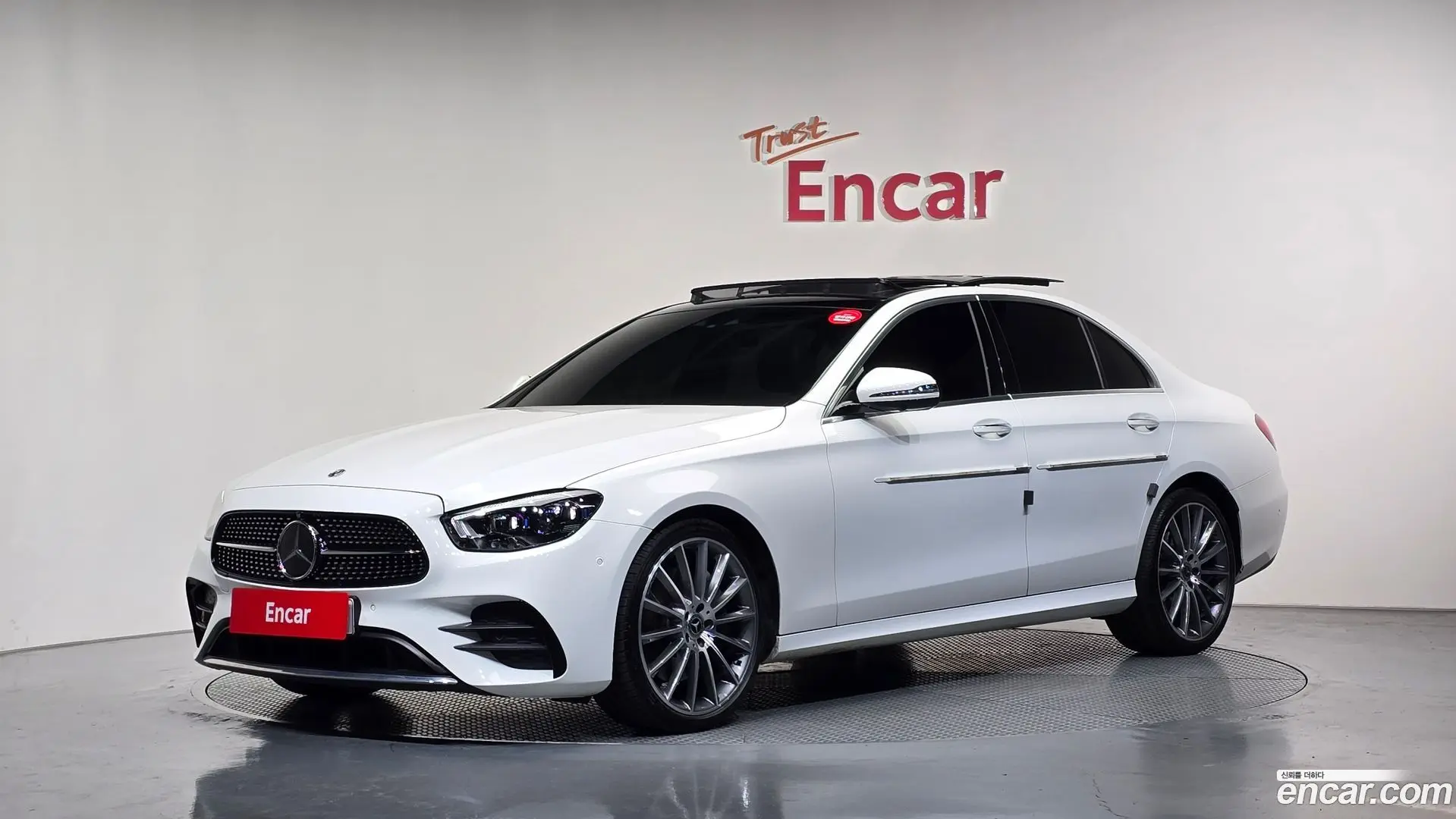 Mercedes-Benz E-Class E350 4MATIC AMG Line