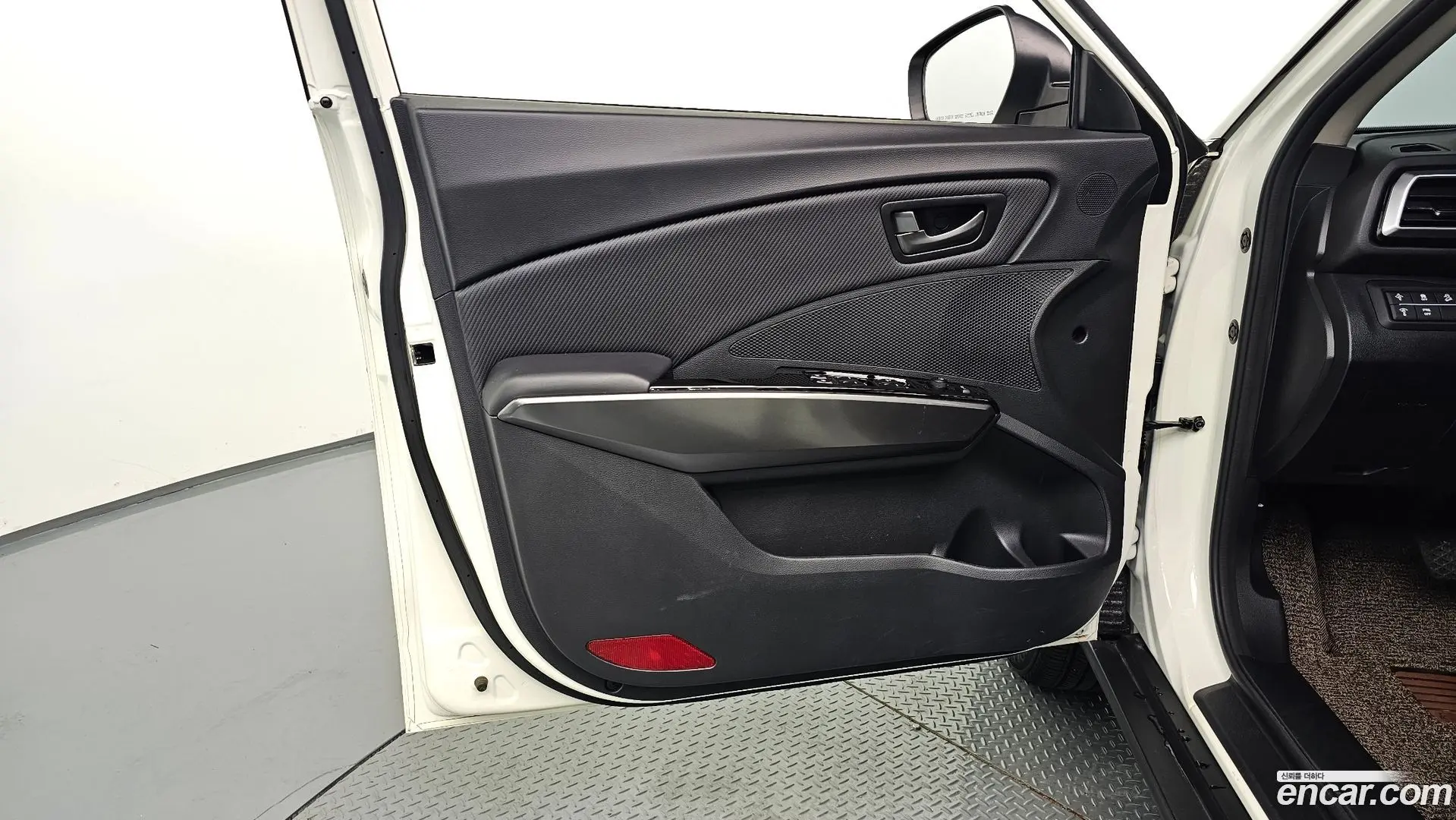 KG Mobility TIBOLI 1.6 2WD