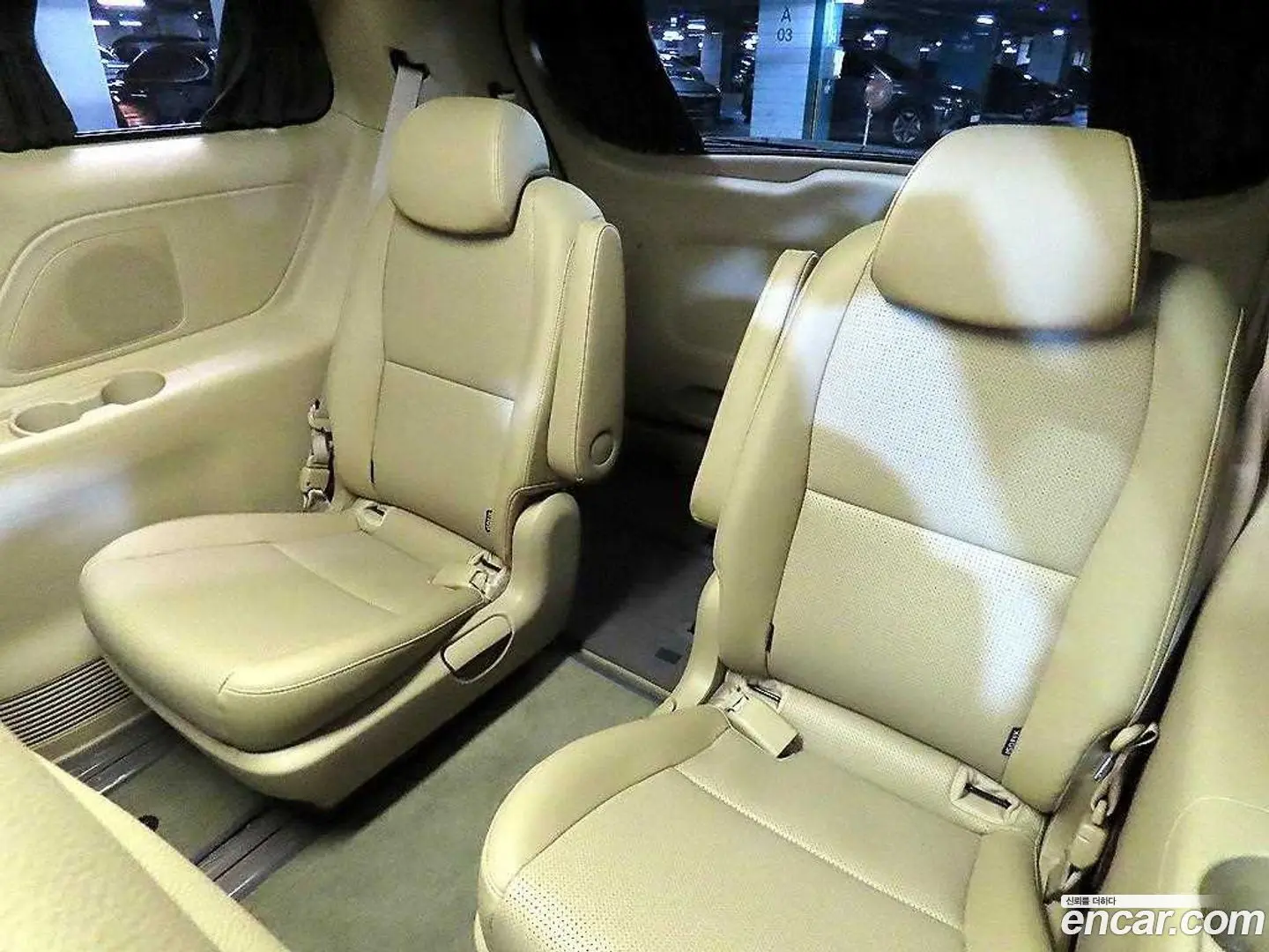 Kia Canival 9-Seater Hi-Limousine 2018