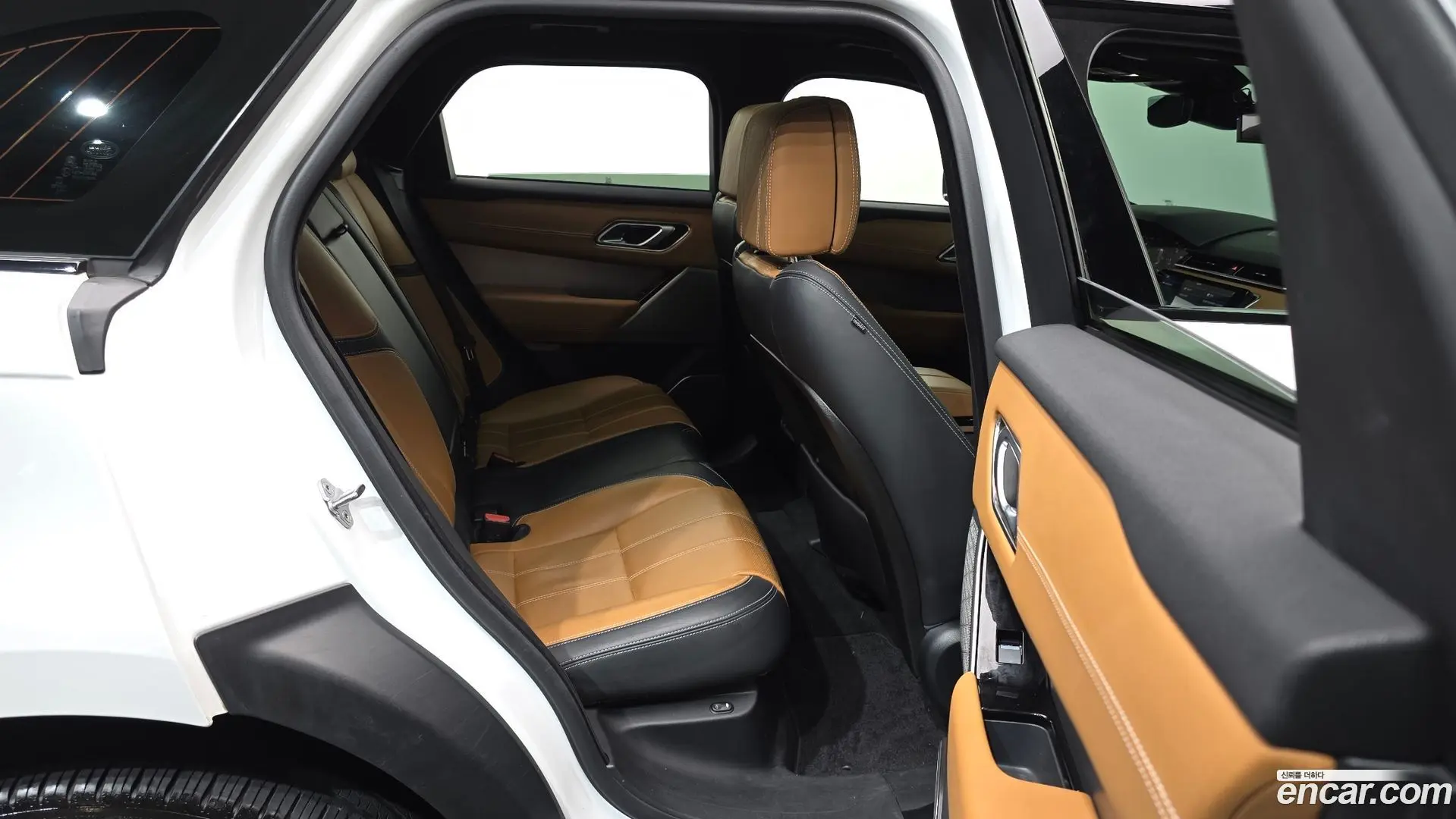 Land Rover Range Rover Velar 3.0 D300 R-Dynamic HSE