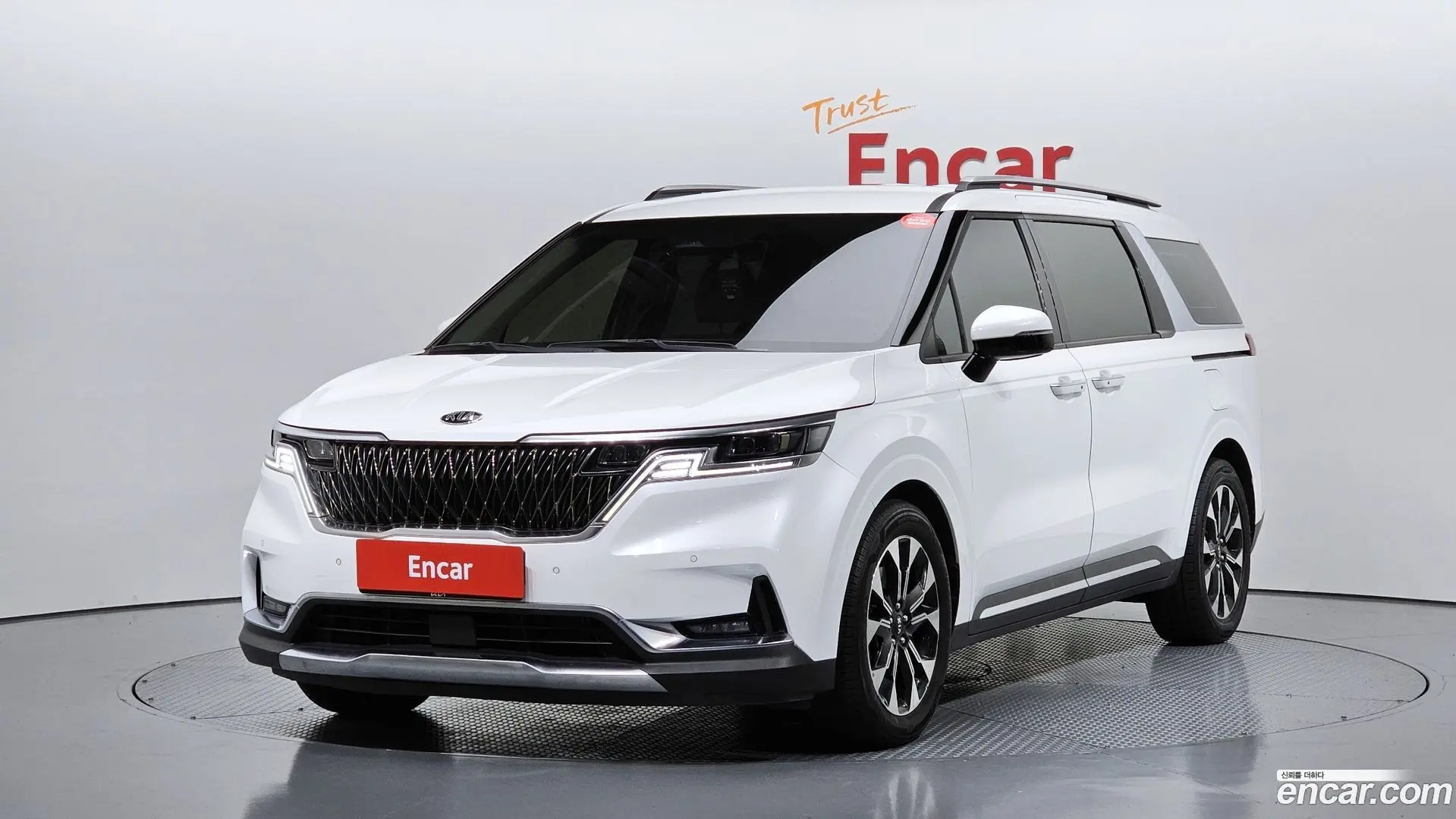 Kia Canival Diesel 7-Seater Noblesse