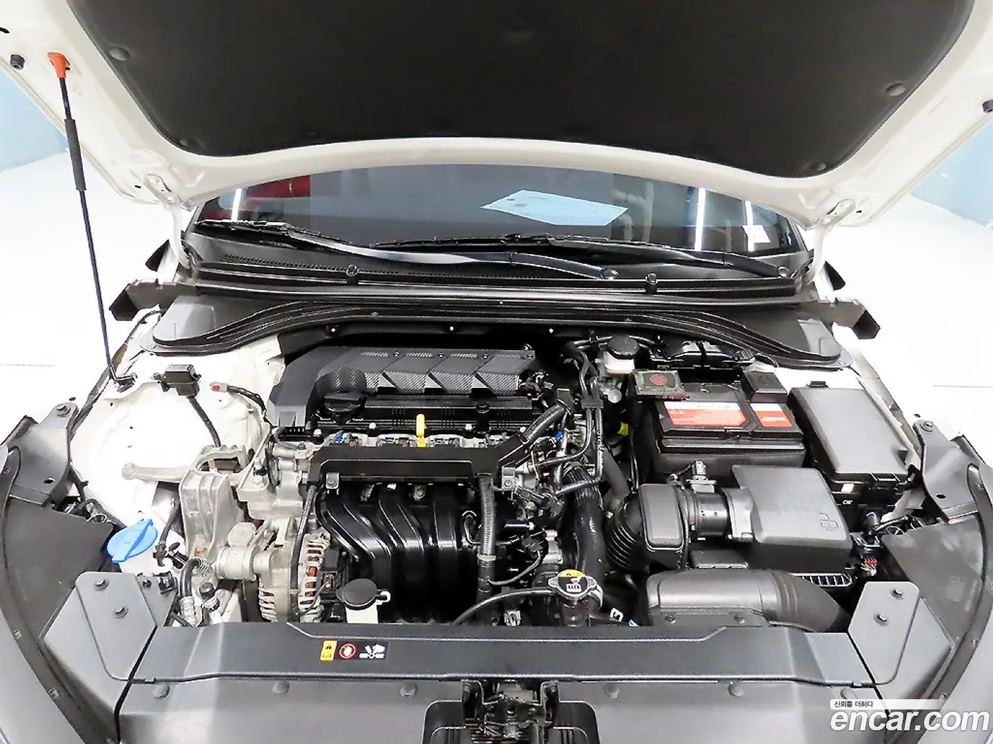 Hyundai AVANTE 1.6 2018