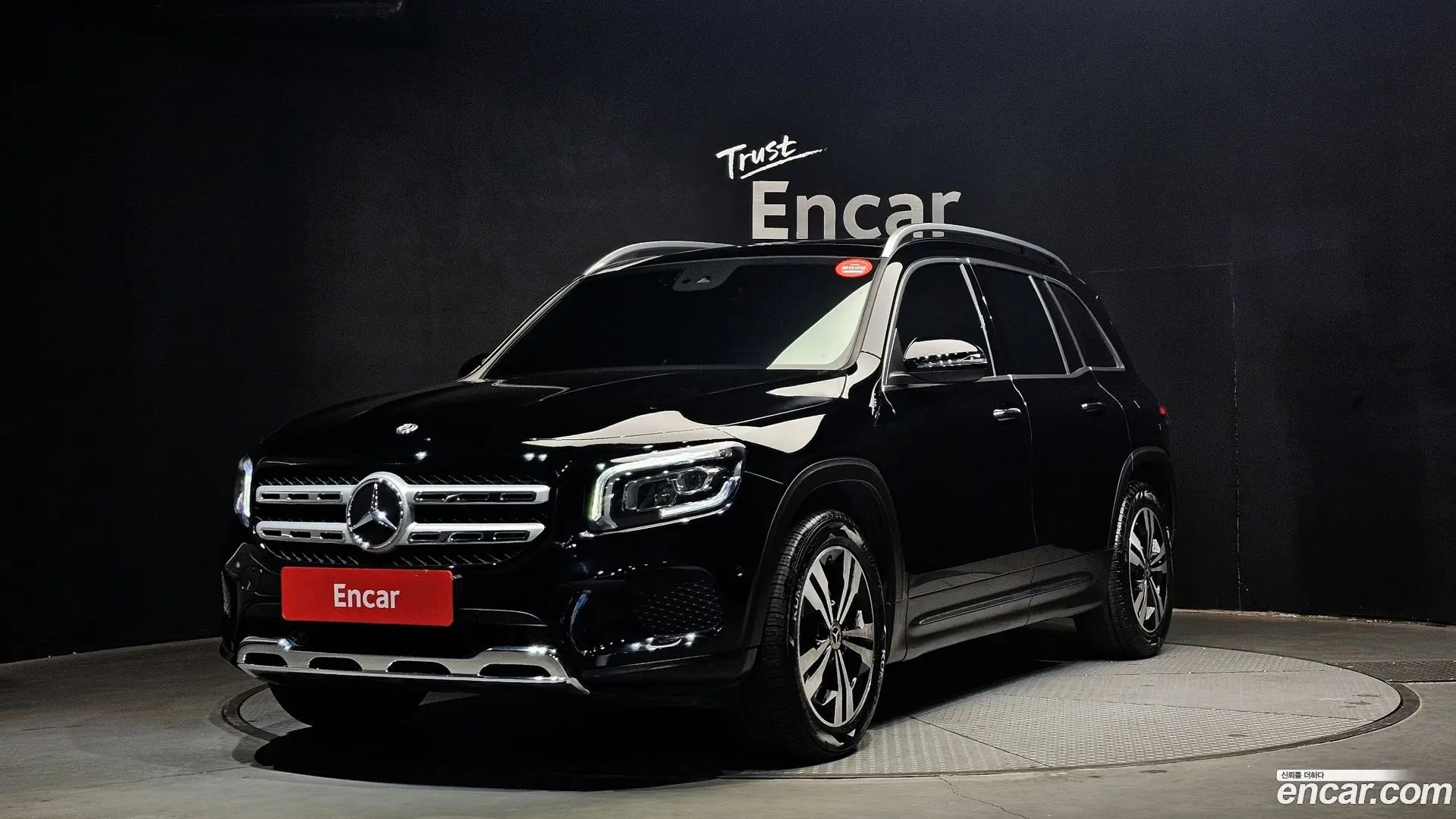 Mercedes-Benz GLB-Class GLB220 2019