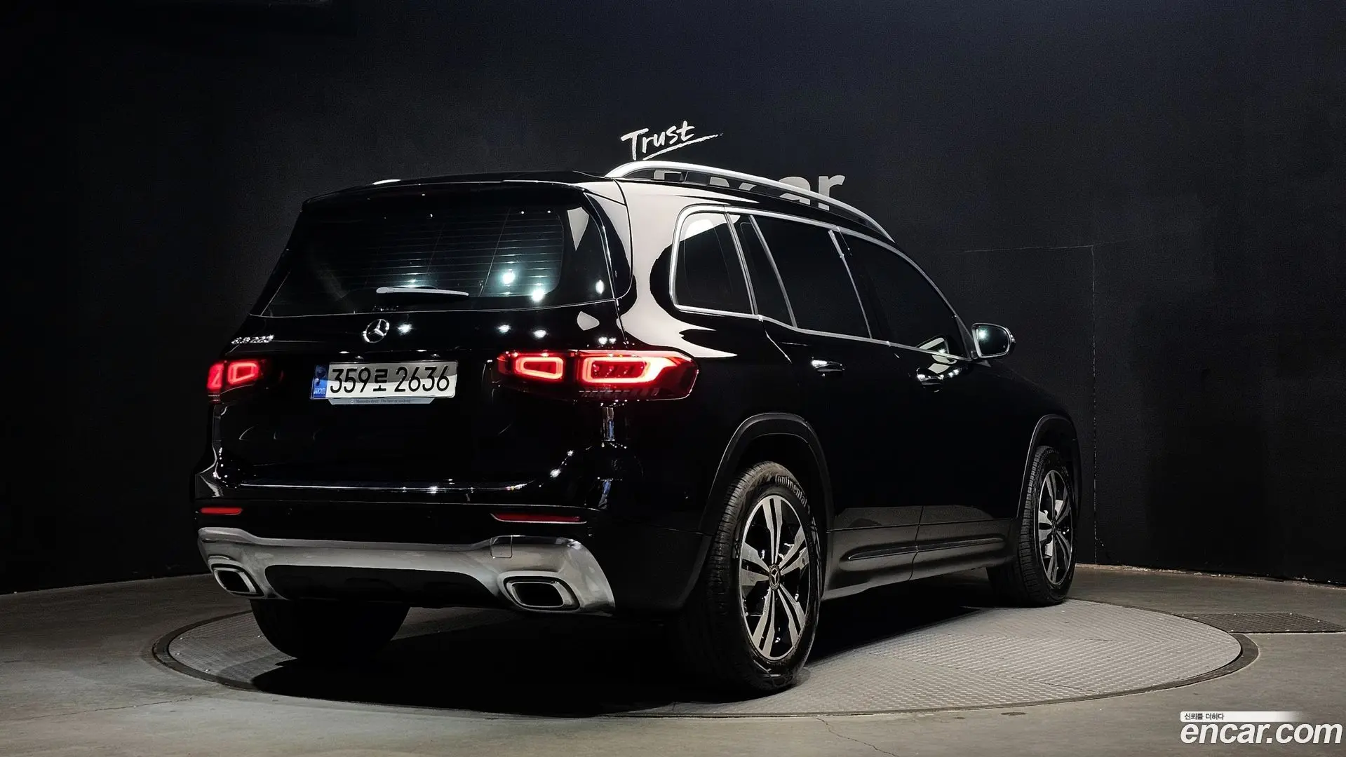 Mercedes-Benz GLB-Class GLB220 2019