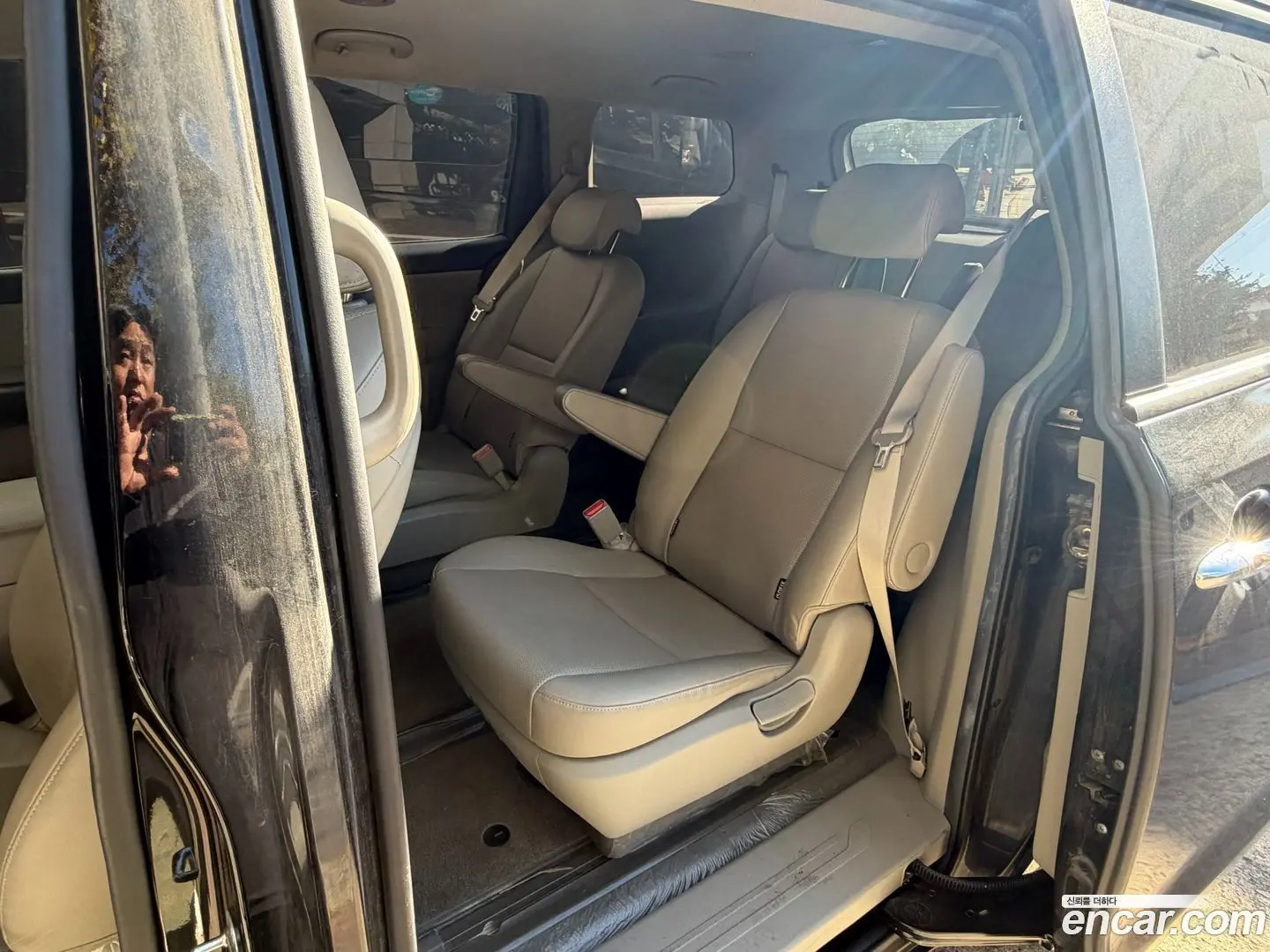 Kia Canival 9-Seater Luxury 2018