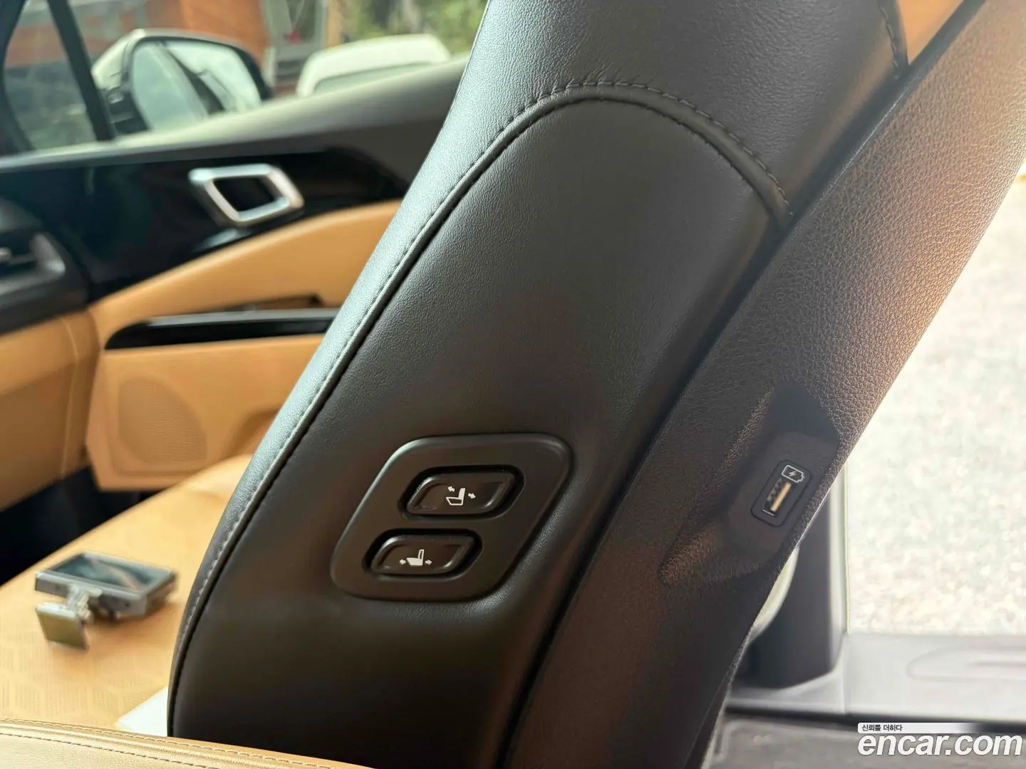 Kia Canival Diesel 9-Seater Noblesse