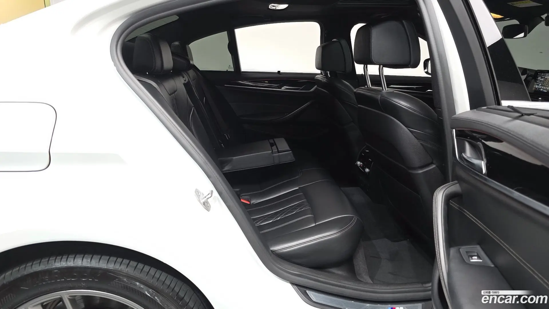 BMW 5-Series 520d xDrive M Sport Package Plus 2017