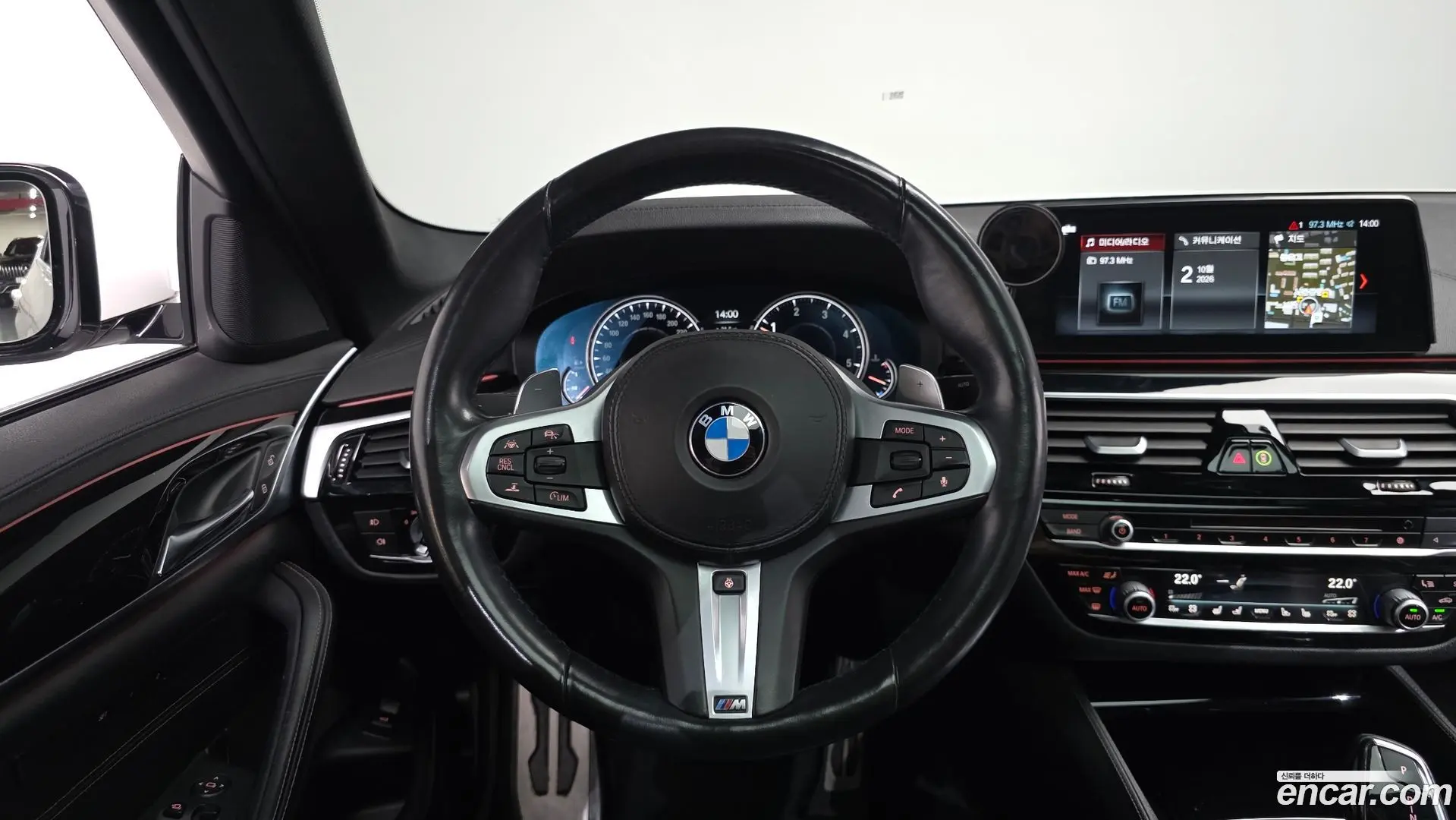 BMW 5-Series 520d xDrive M Sport Package Plus 2017