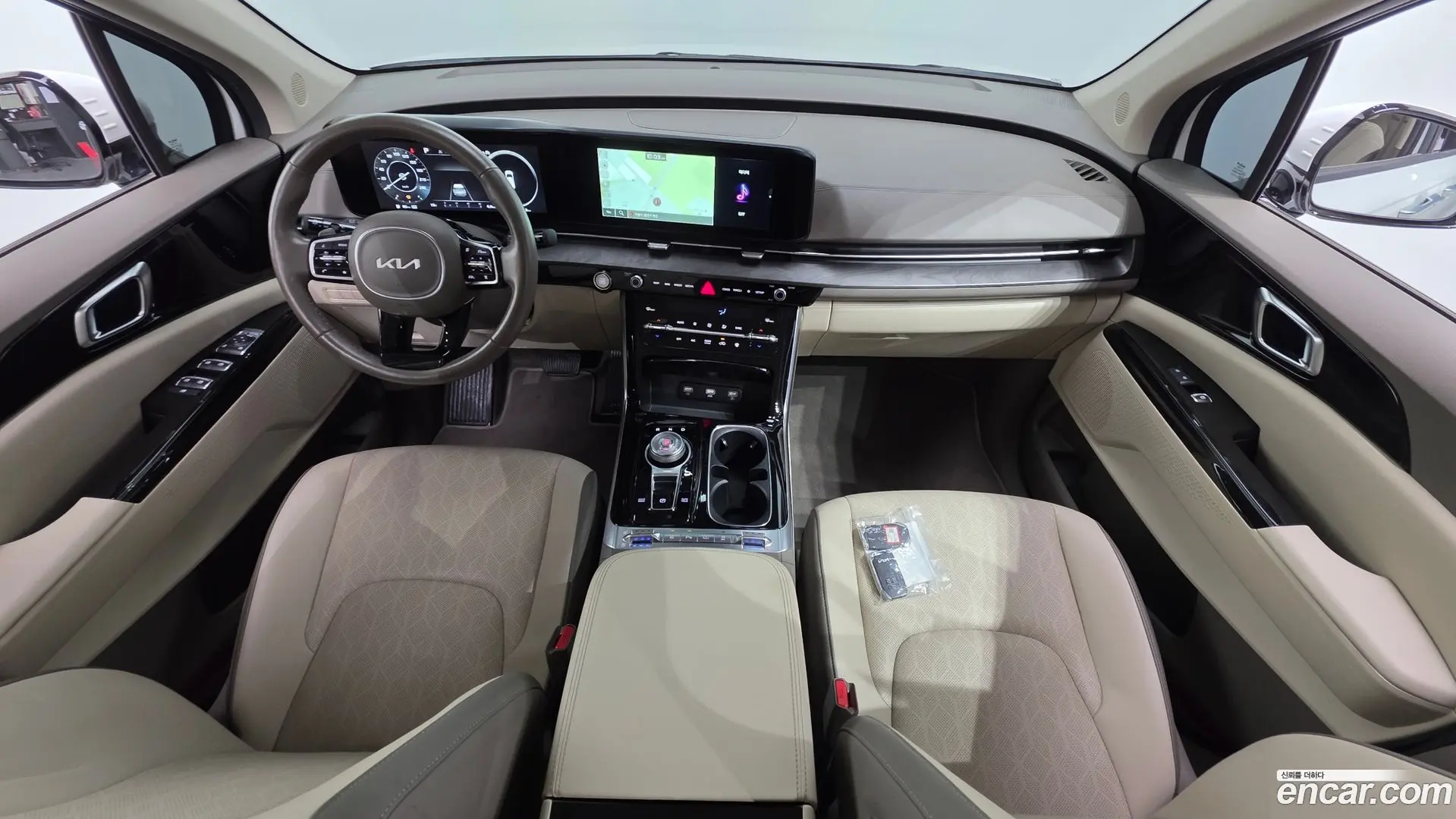 Kia Canival Diesel 9-Seater Noblesse